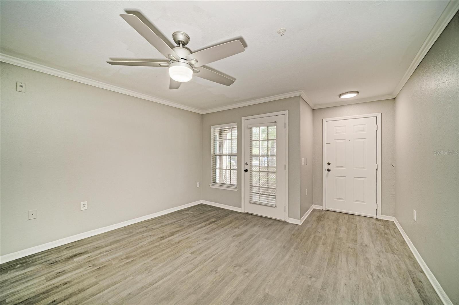 8932 MANOR LOOP #102 — photo 9