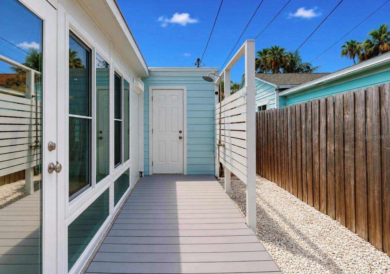 480 S BAYSHORE DR — photo 46