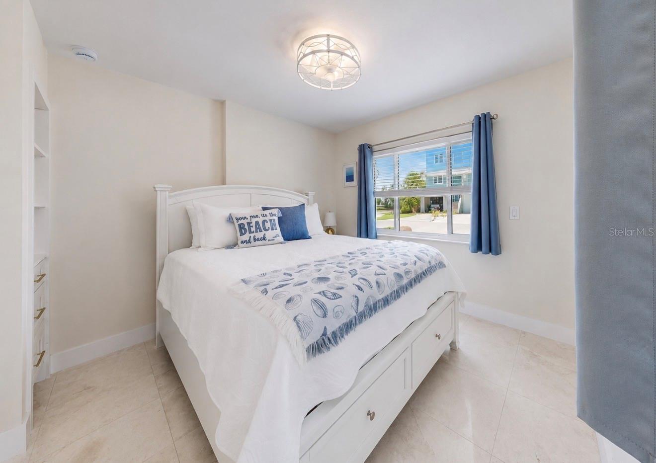 480 S BAYSHORE DR — photo 37