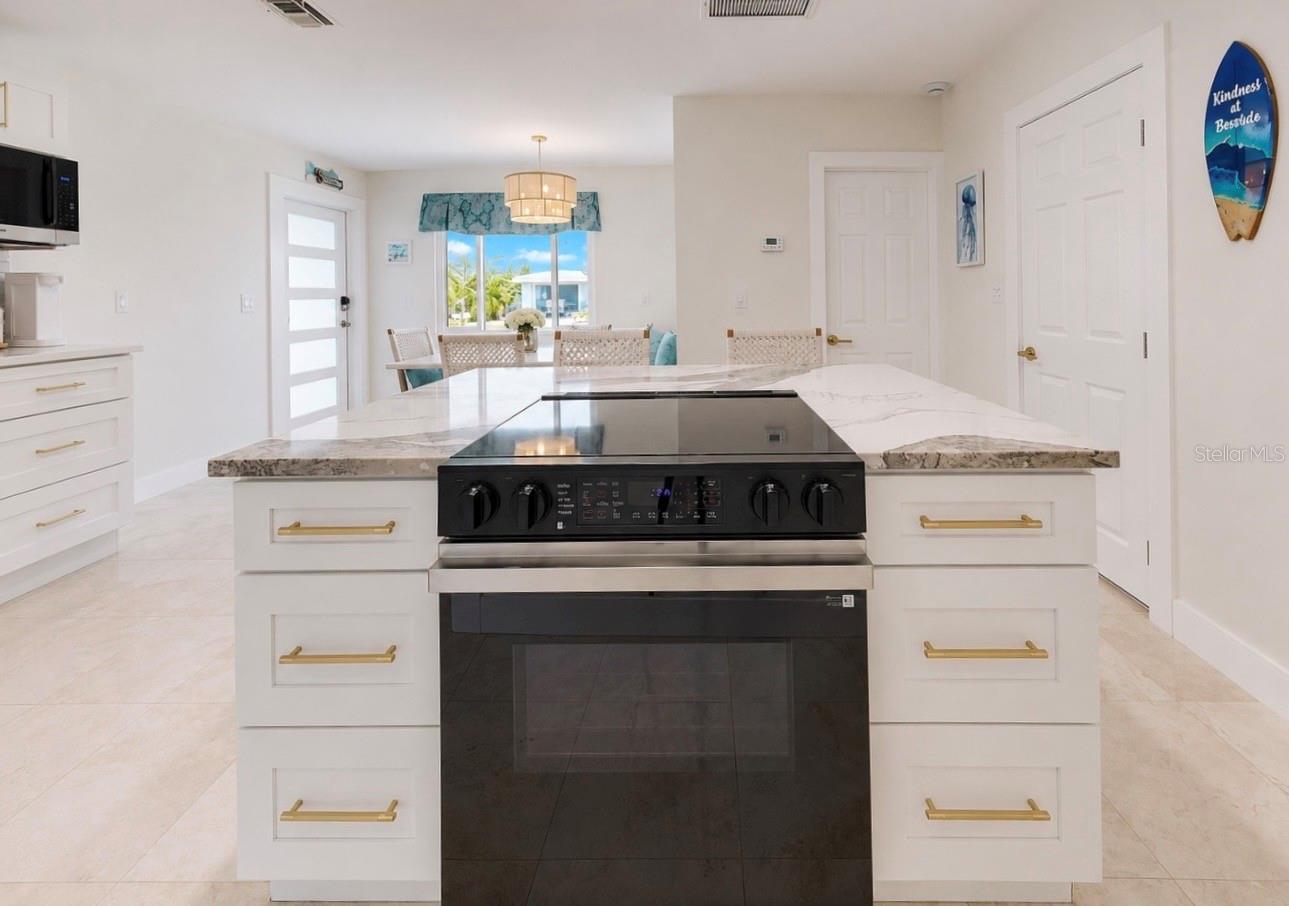 480 S BAYSHORE DR — photo 10
