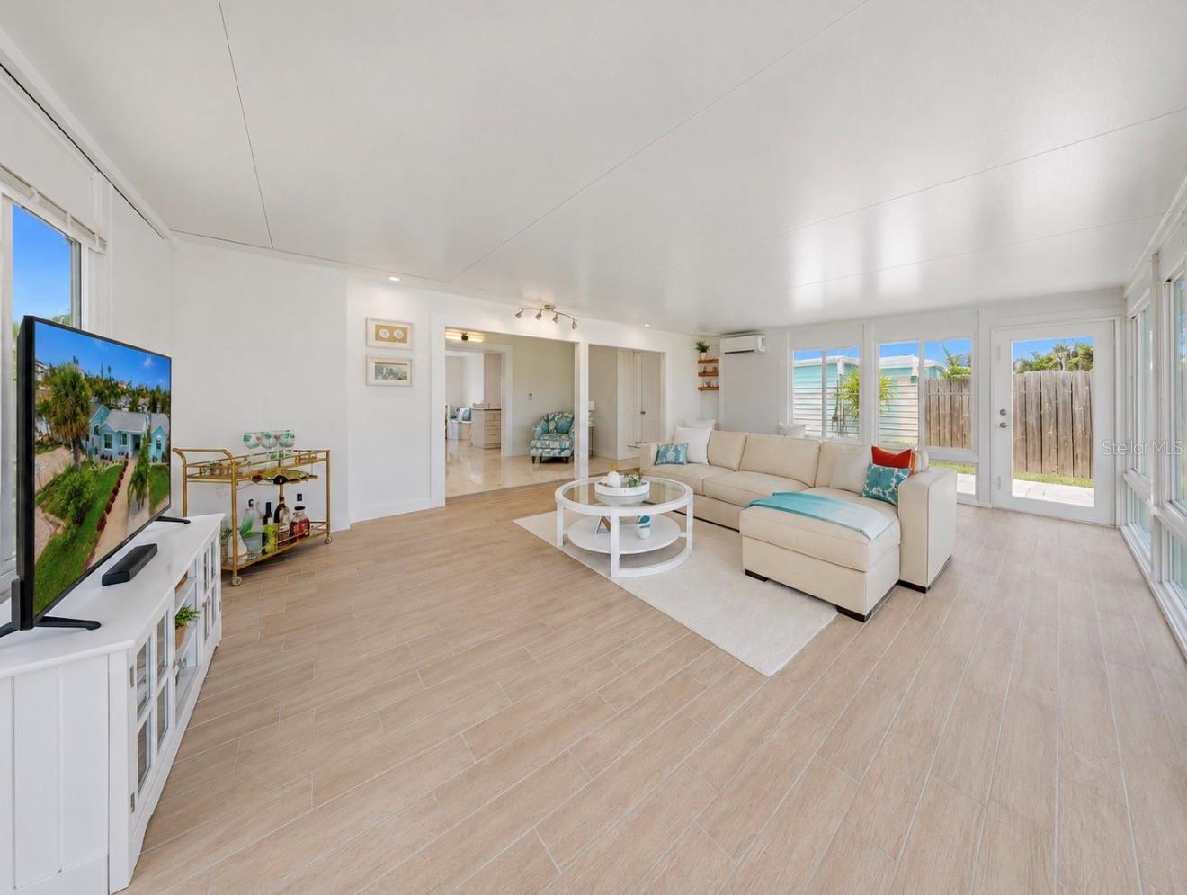 480 S BAYSHORE DR — photo 28