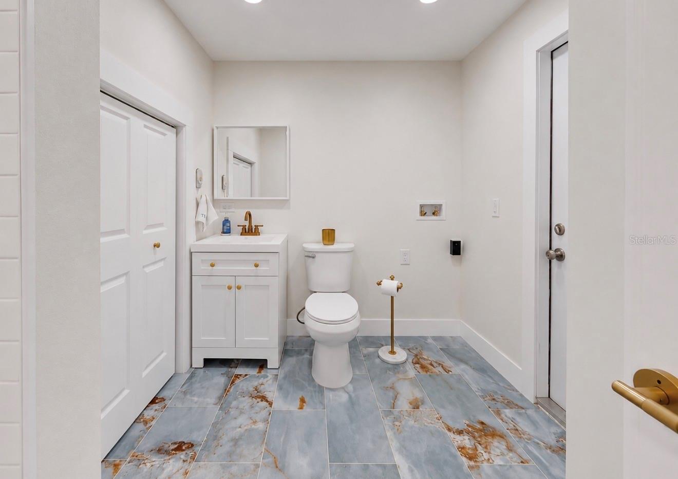 480 S BAYSHORE DR — photo 45