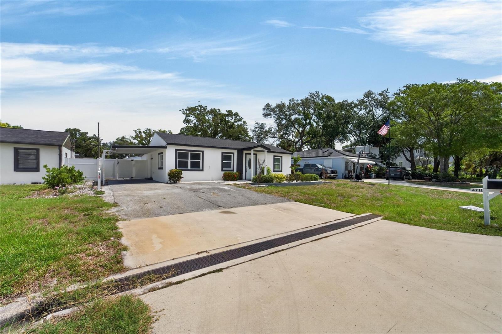4711 W LAWN AVE — photo 55