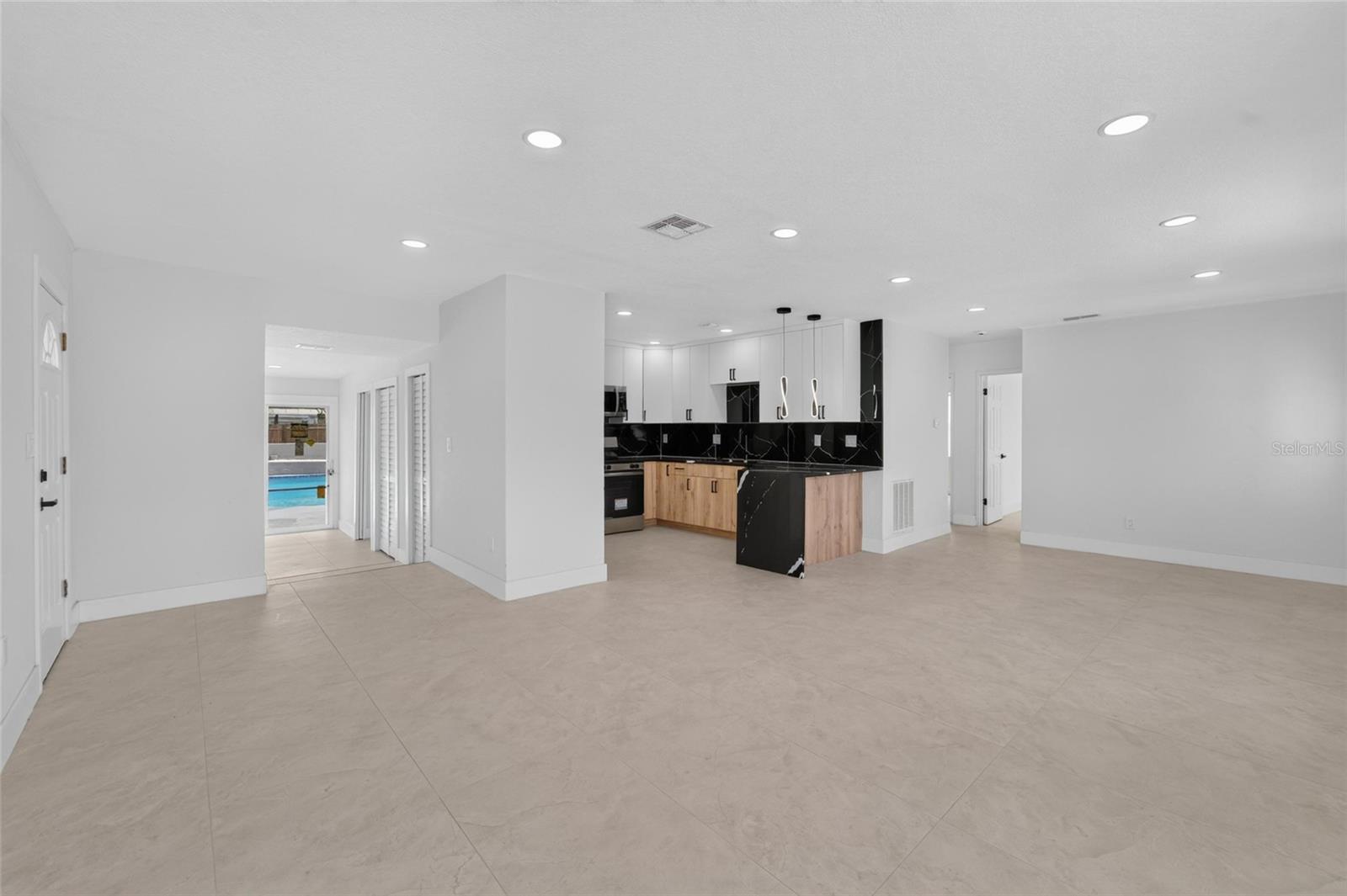 4711 W LAWN AVE — photo 14