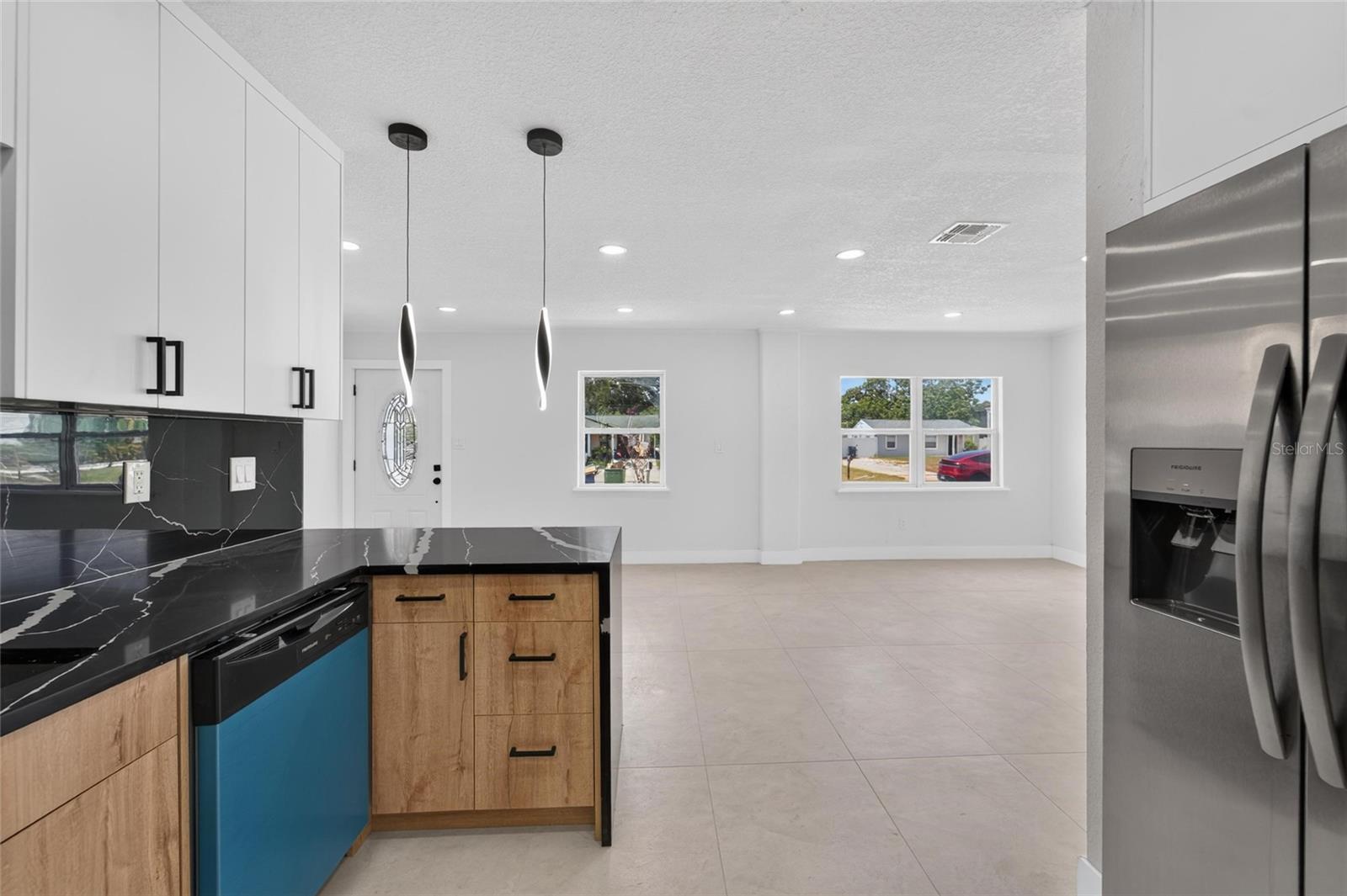 4711 W LAWN AVE — photo 19