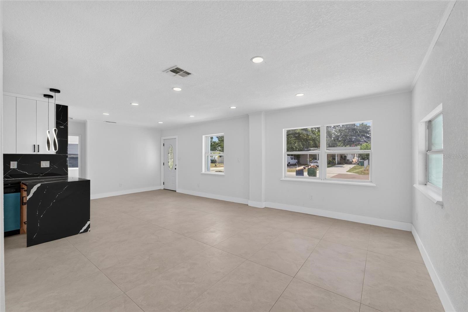 4711 W LAWN AVE — photo 22