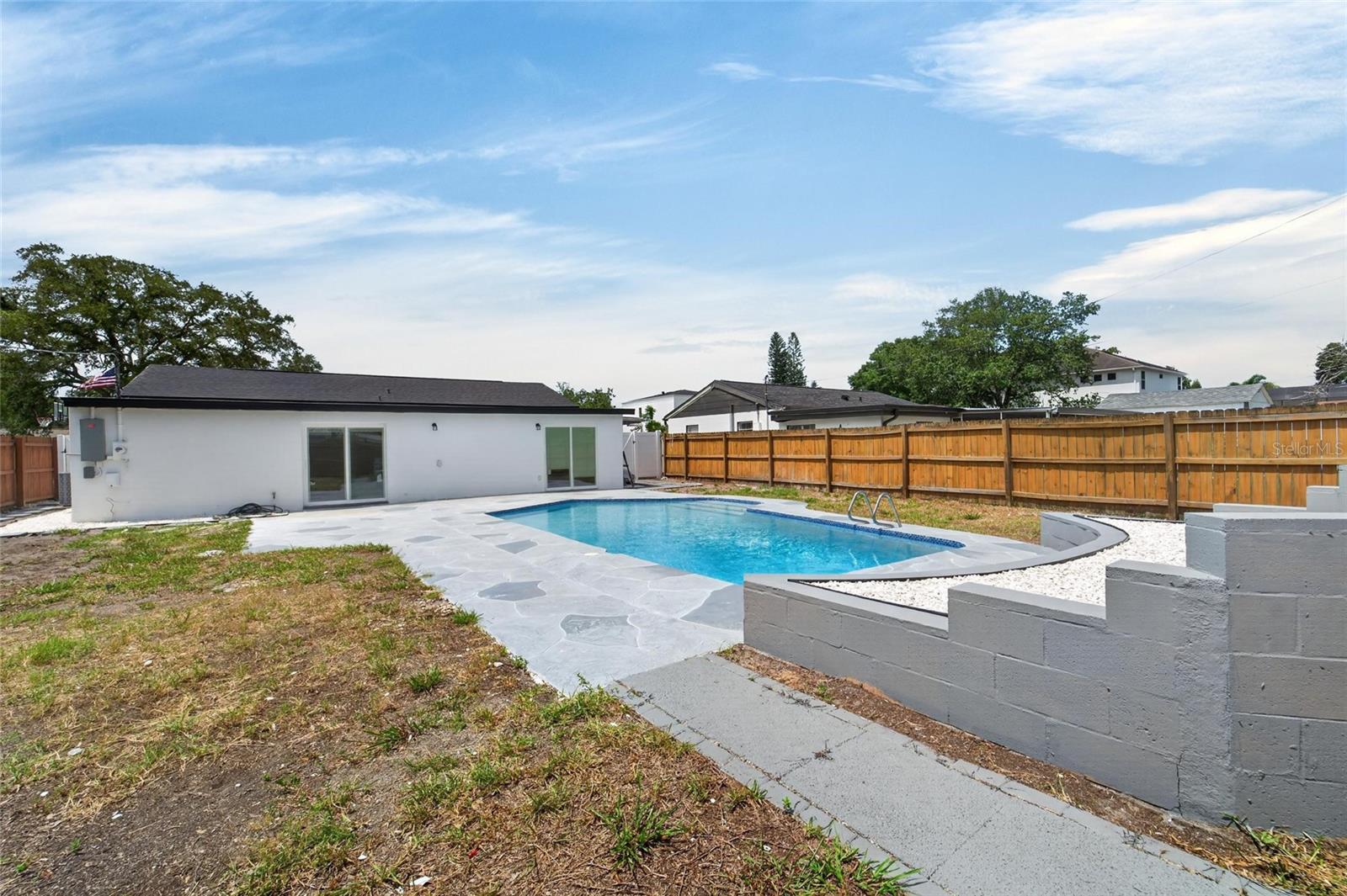 4711 W LAWN AVE — photo 59