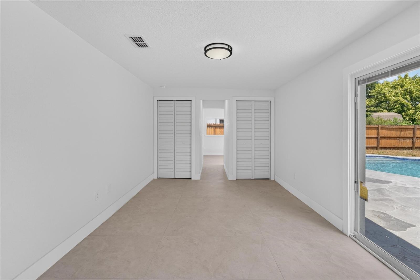 4711 W LAWN AVE — photo 28