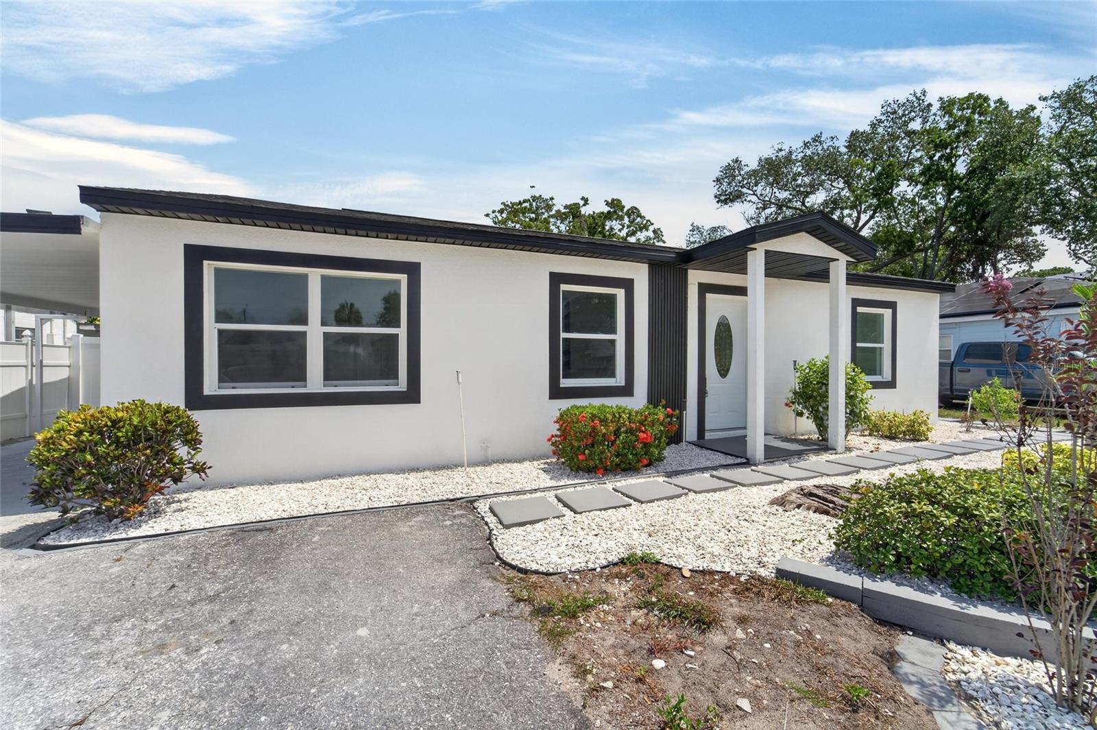 4711 W LAWN AVE — photo 8