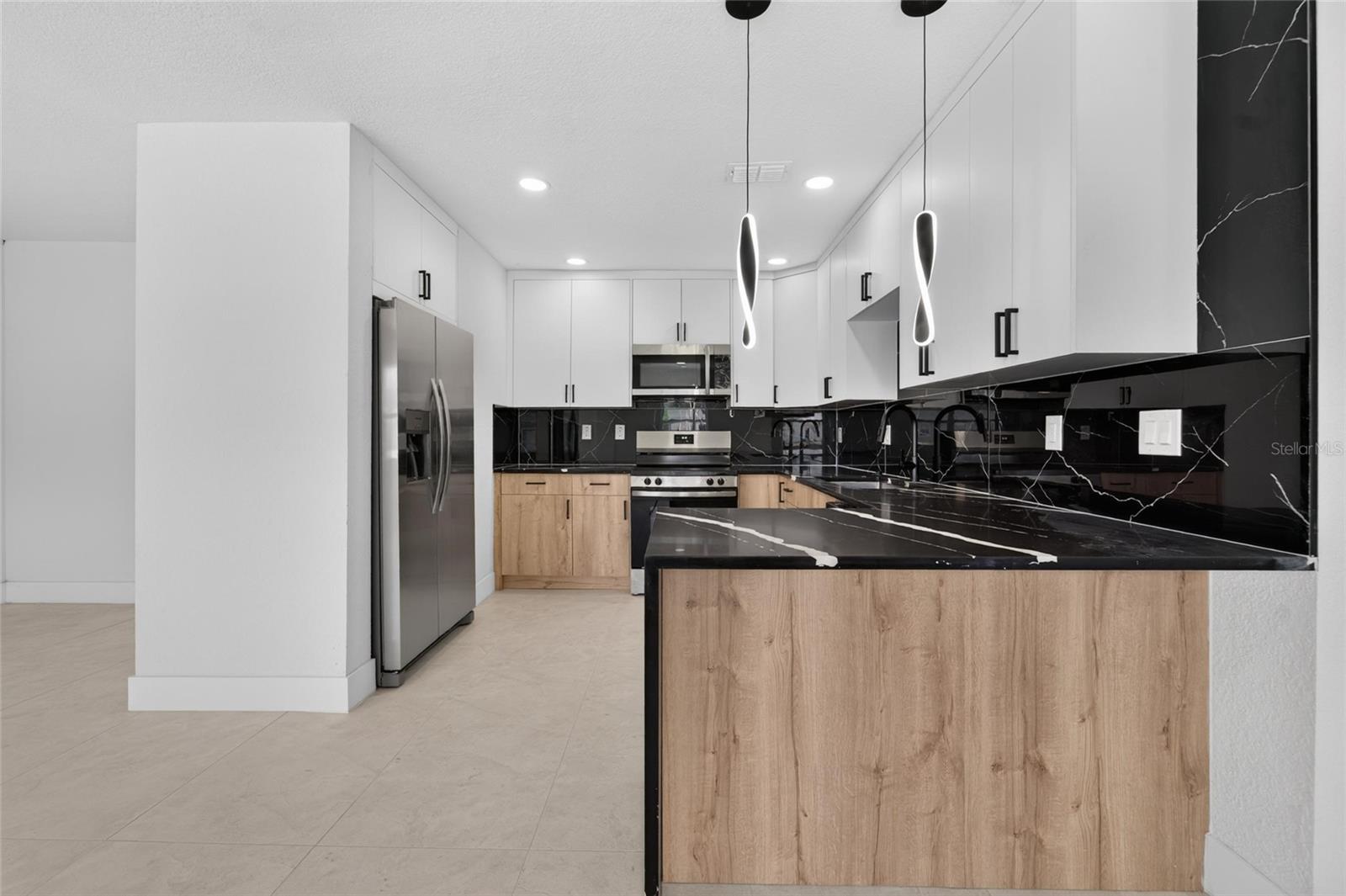 4711 W LAWN AVE — photo 20