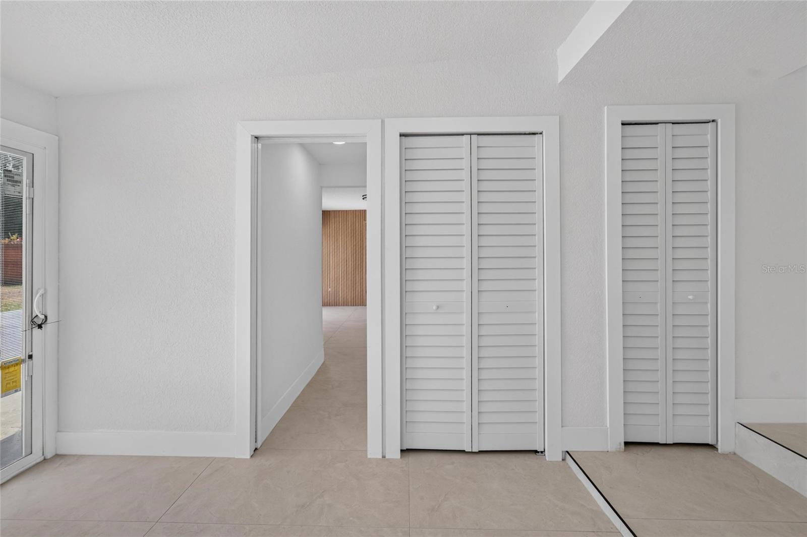 4711 W LAWN AVE — photo 42