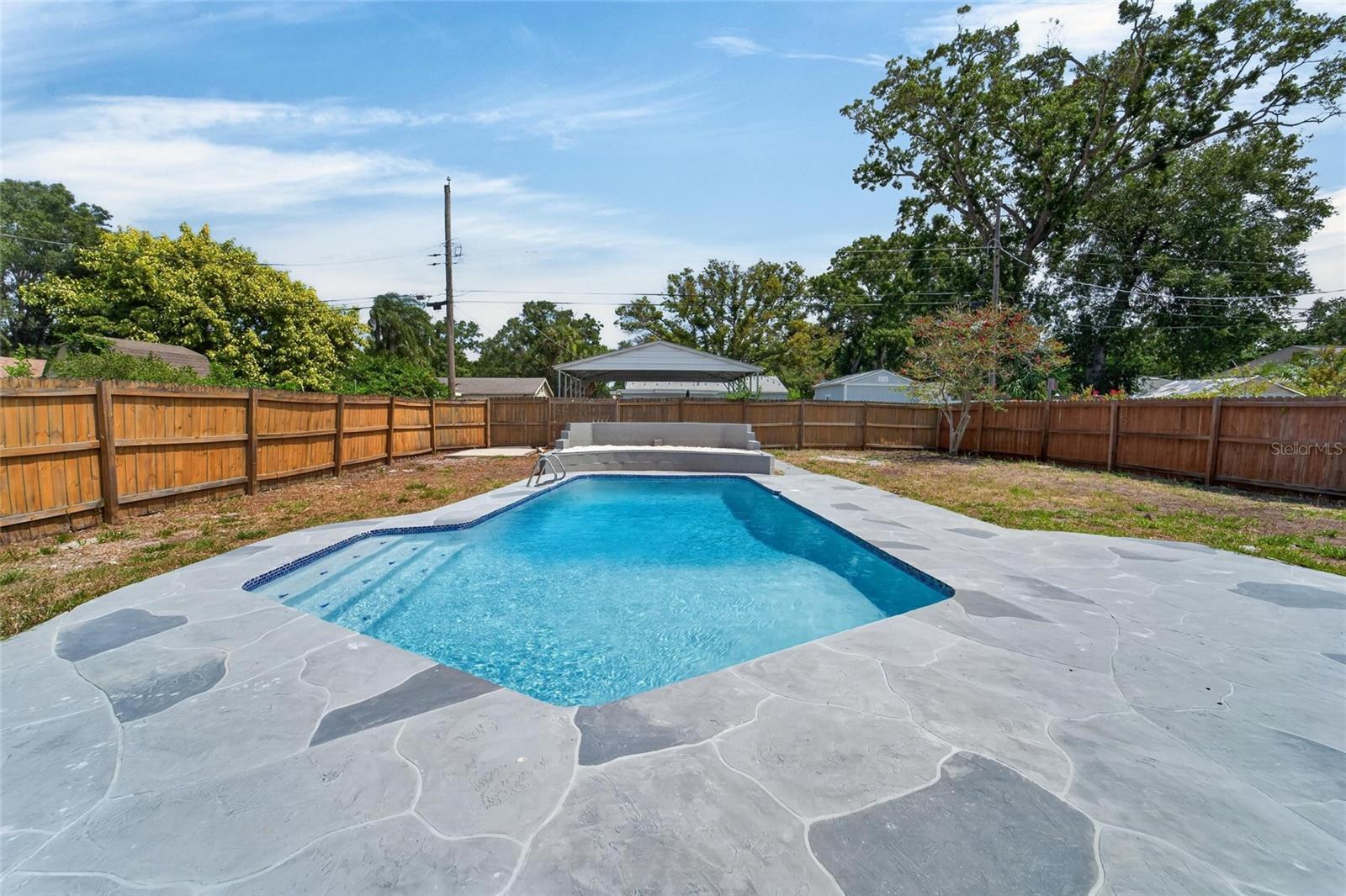 4711 W LAWN AVE — photo 57