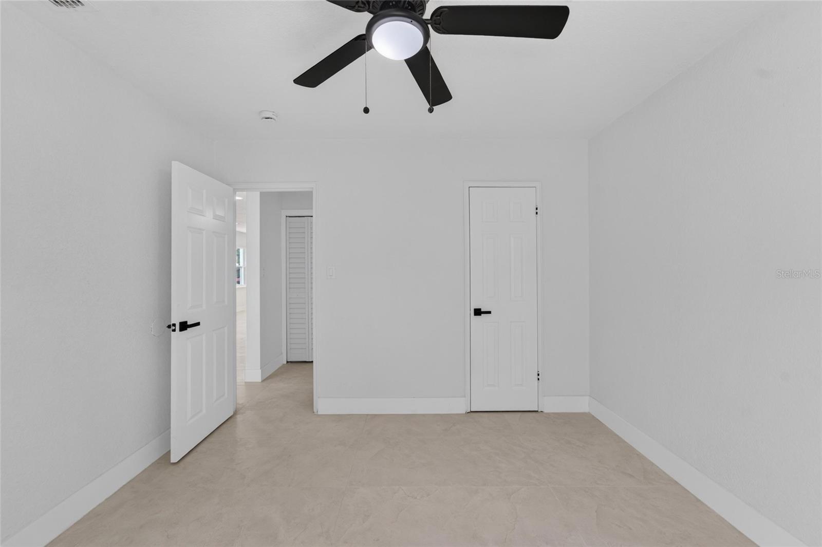 4711 W LAWN AVE — photo 46
