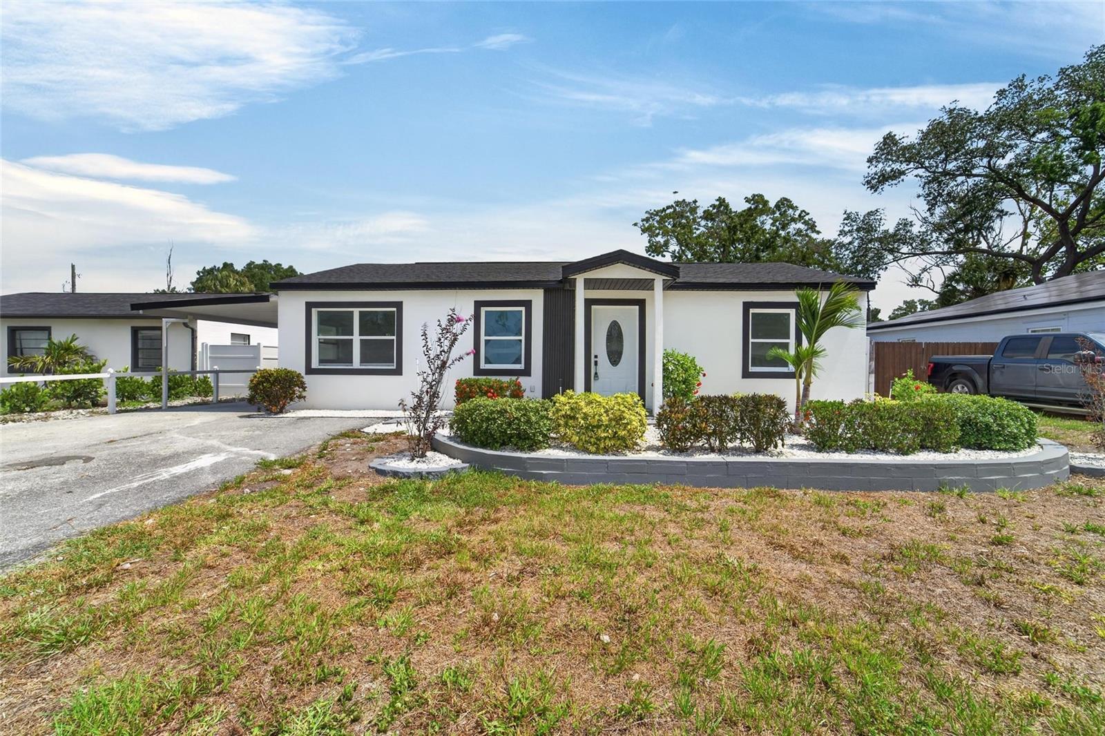 4711 W LAWN AVE — photo 4