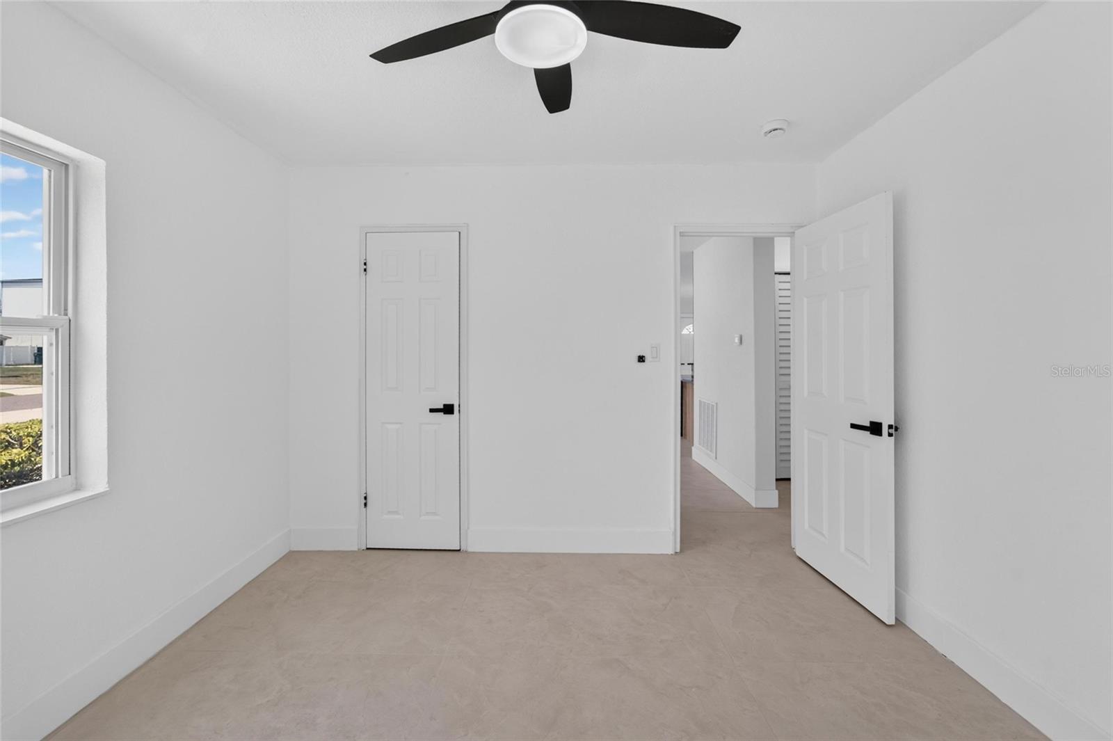 4711 W LAWN AVE — photo 39