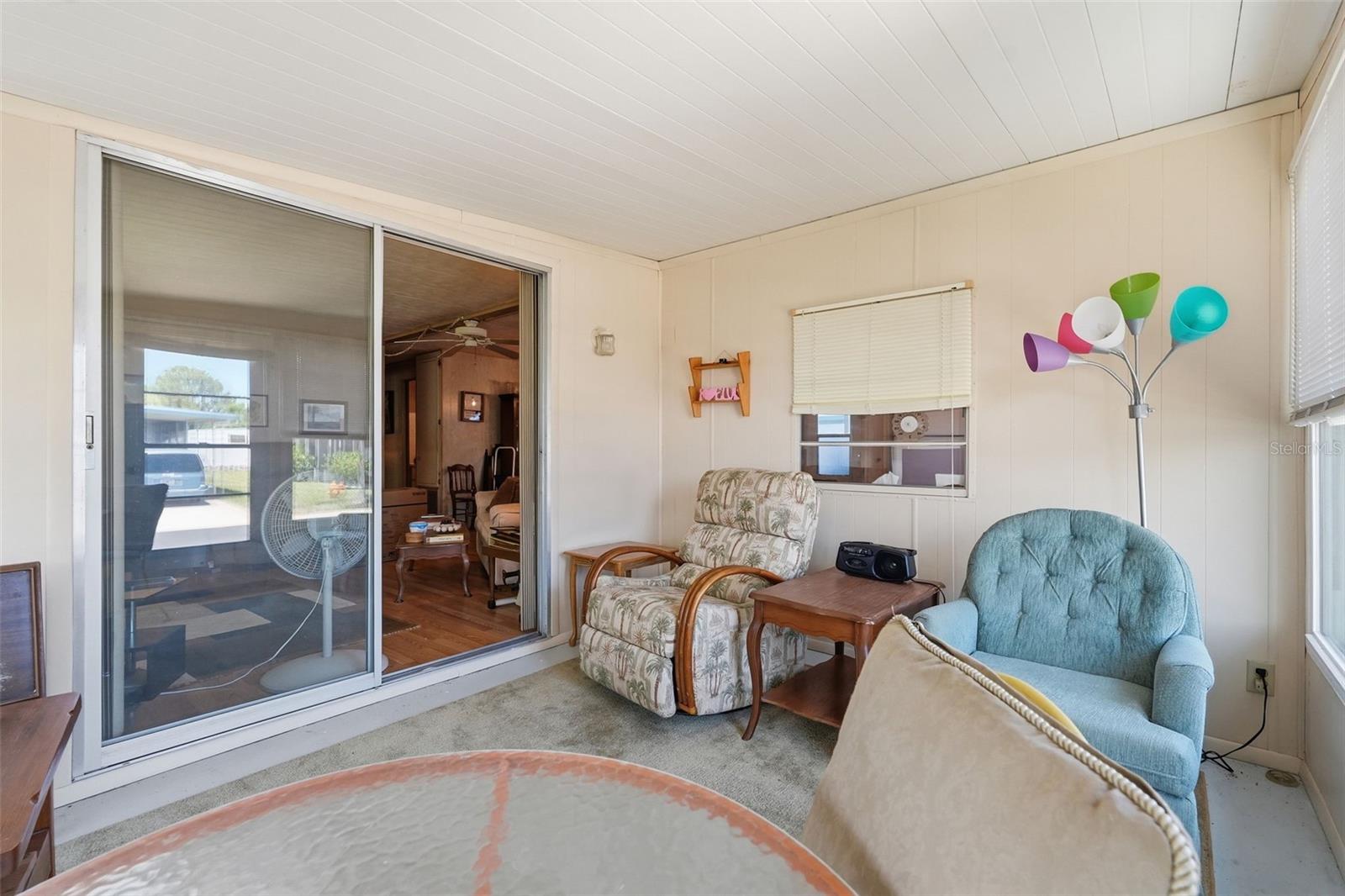 64 RACHEL DR — photo 12