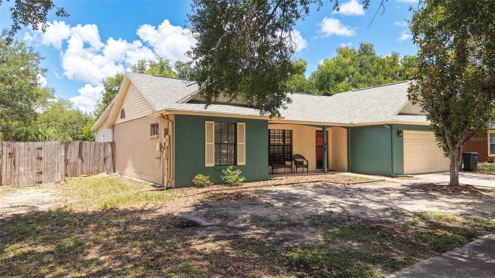 1048 MALLETWOOD DR — photo 8