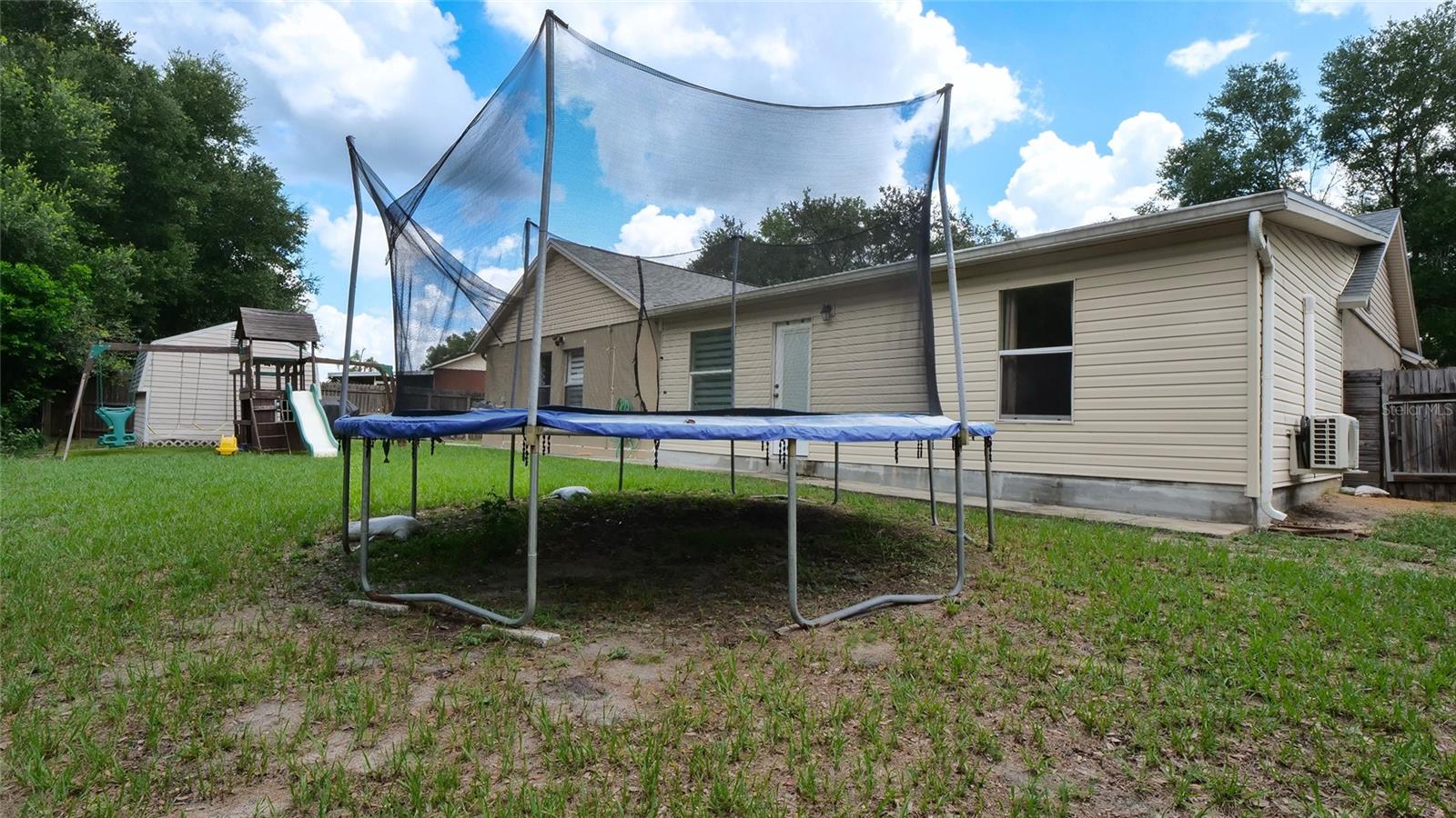 1048 MALLETWOOD DR — photo 51