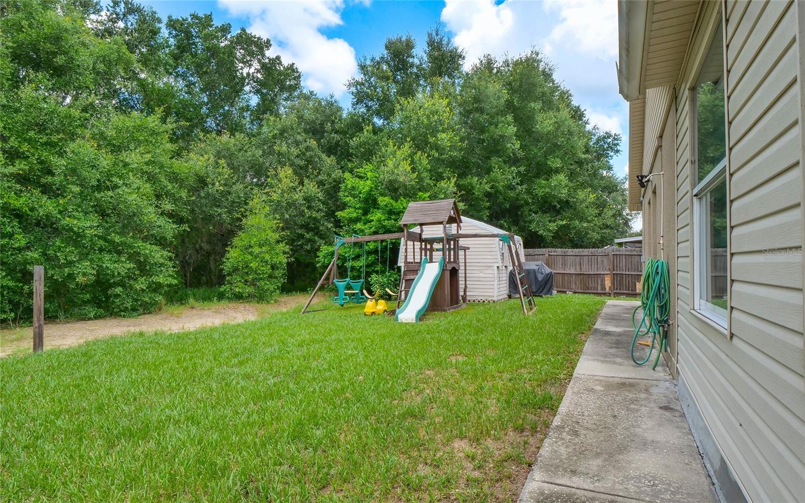 1048 MALLETWOOD DR — photo 48