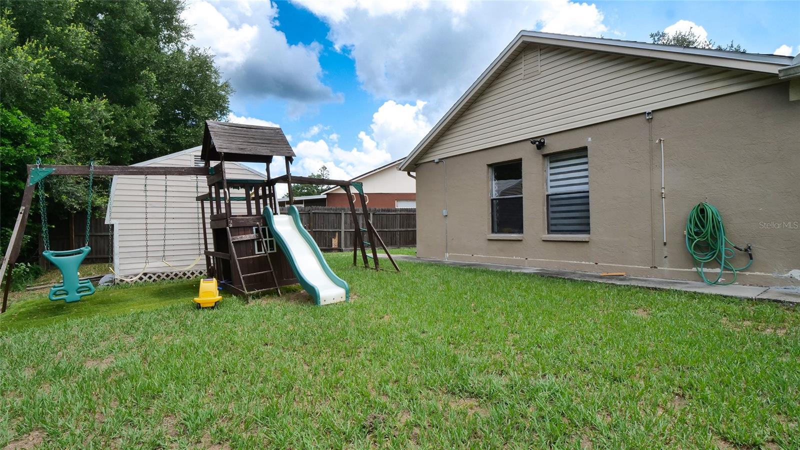 1048 MALLETWOOD DR — photo 53