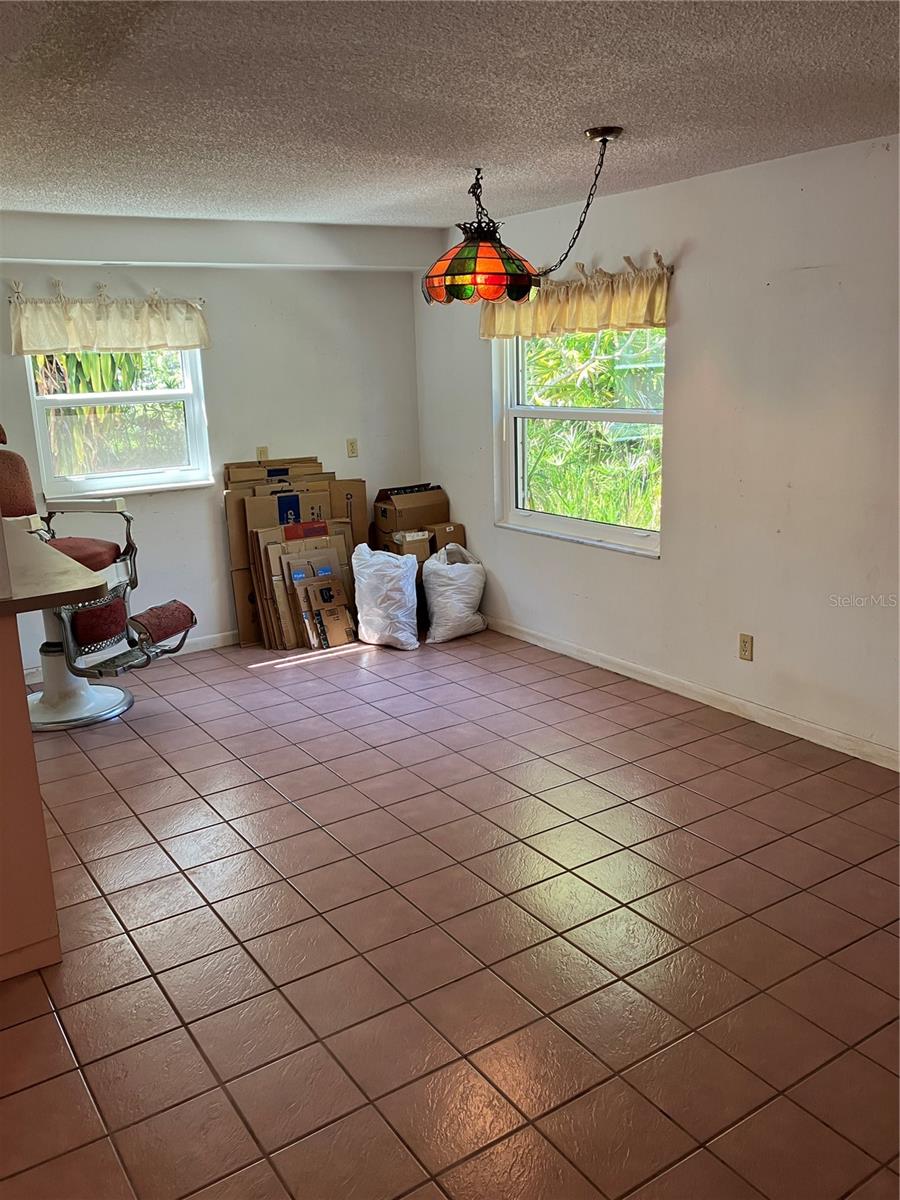 17010 CRAWLEY RD — photo 10