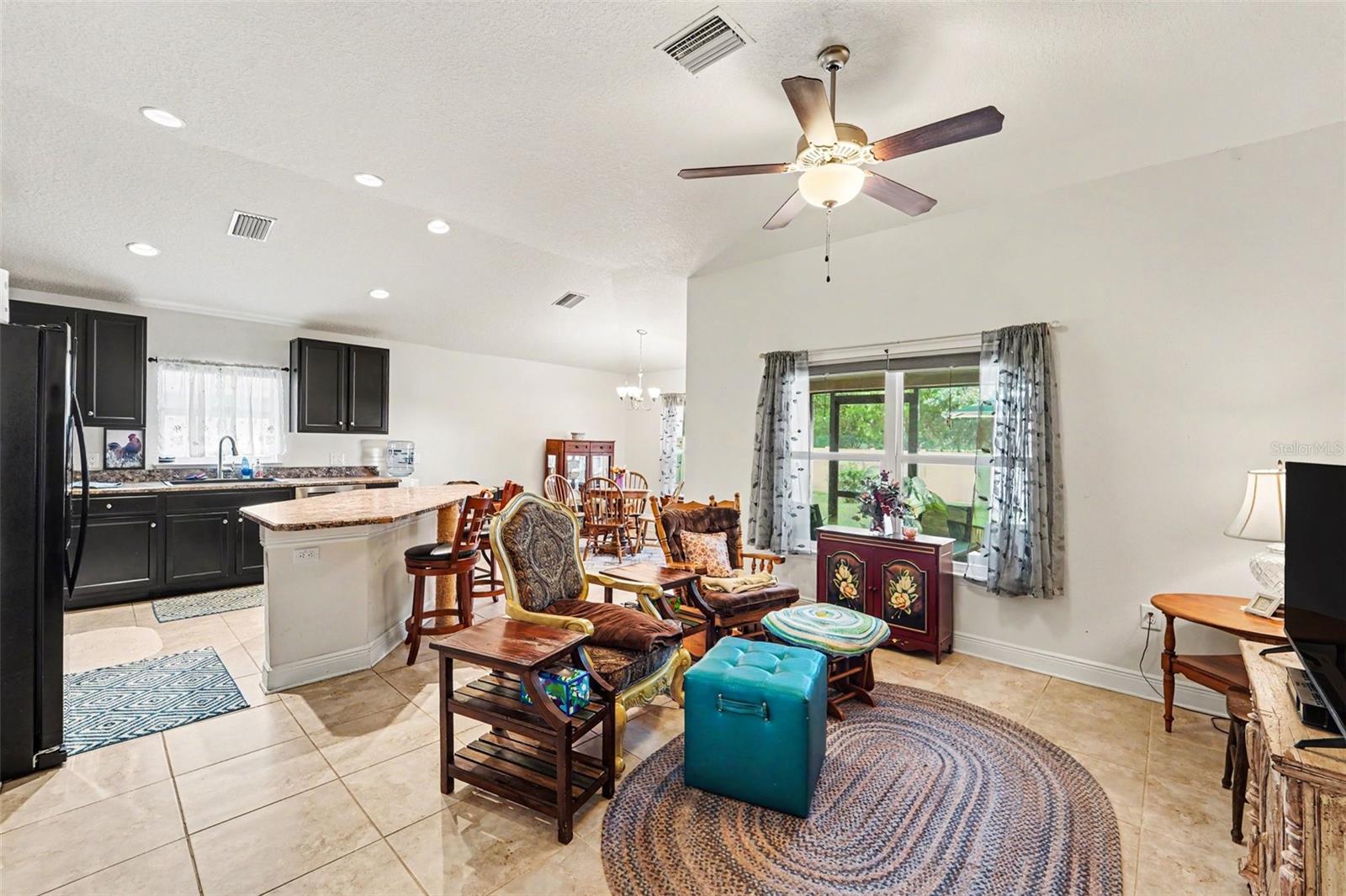 16324 VINE CLIFF AVE — photo 7
