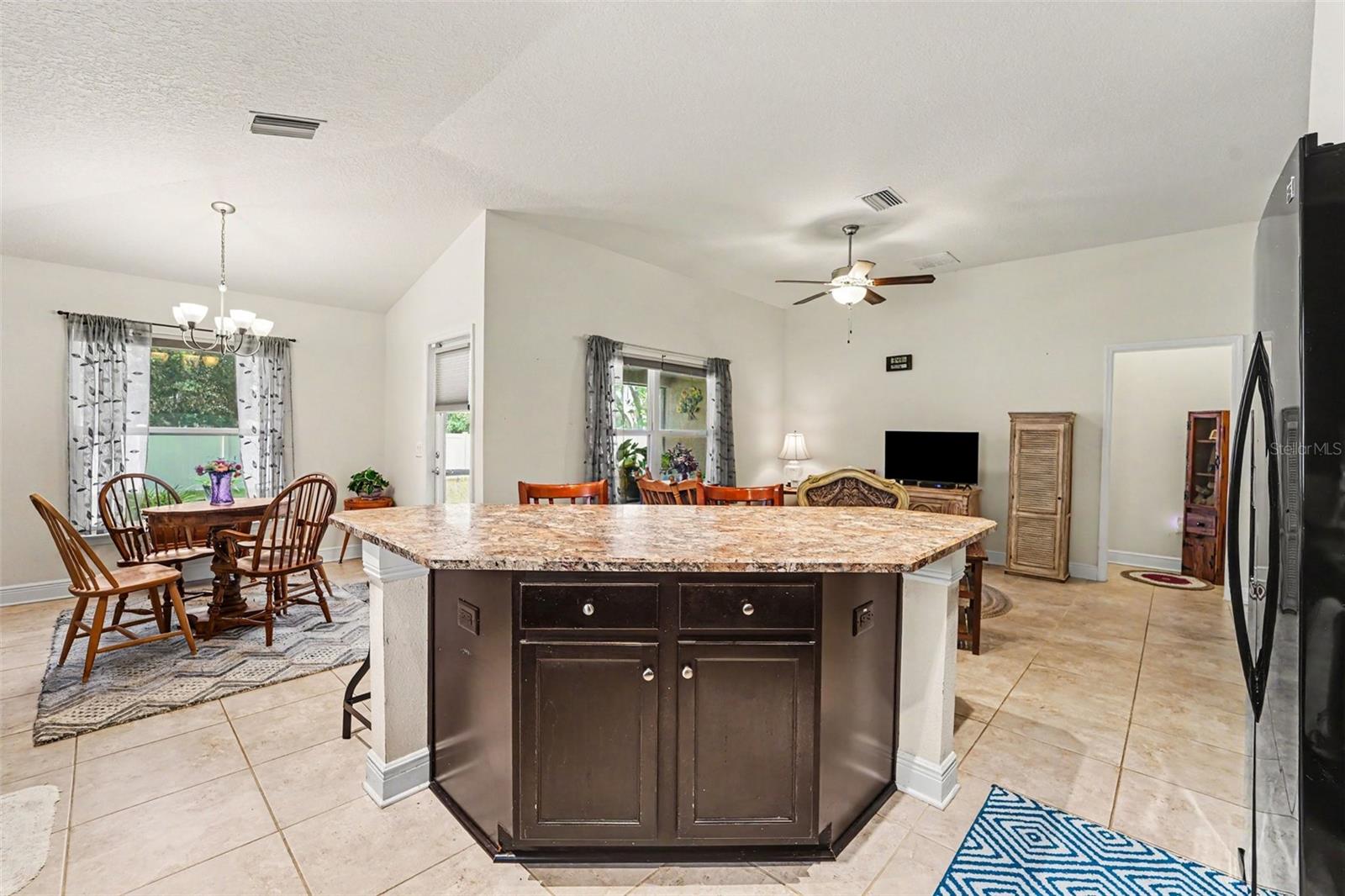 16324 VINE CLIFF AVE — photo 13