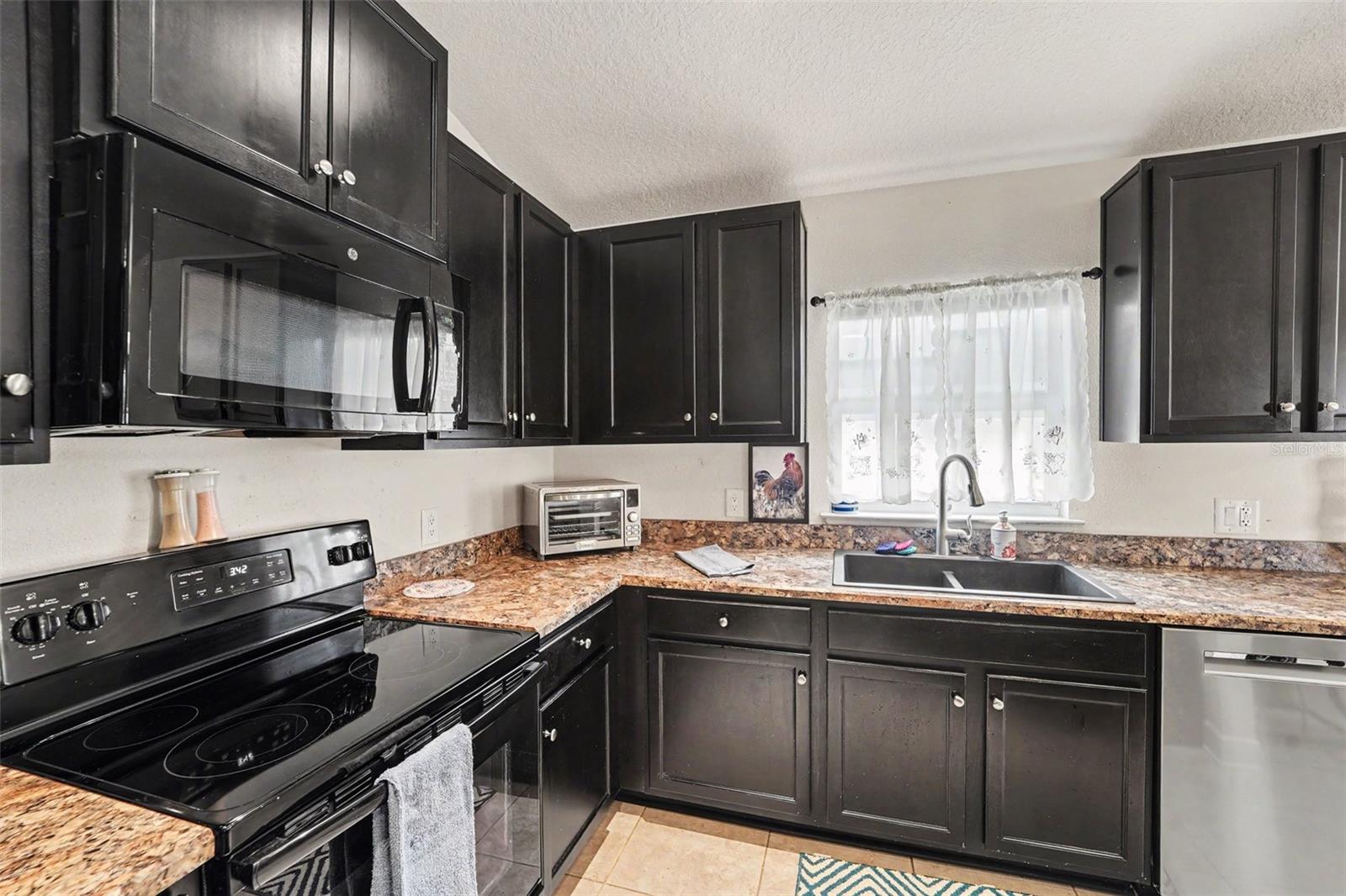 16324 VINE CLIFF AVE — photo 12