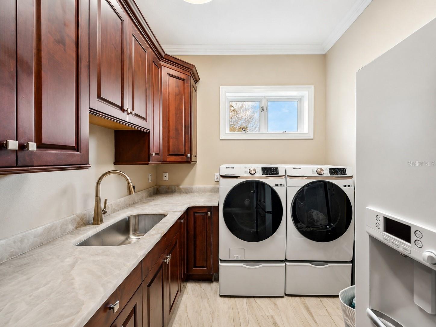 2280 MACKENZIE CT — photo 18