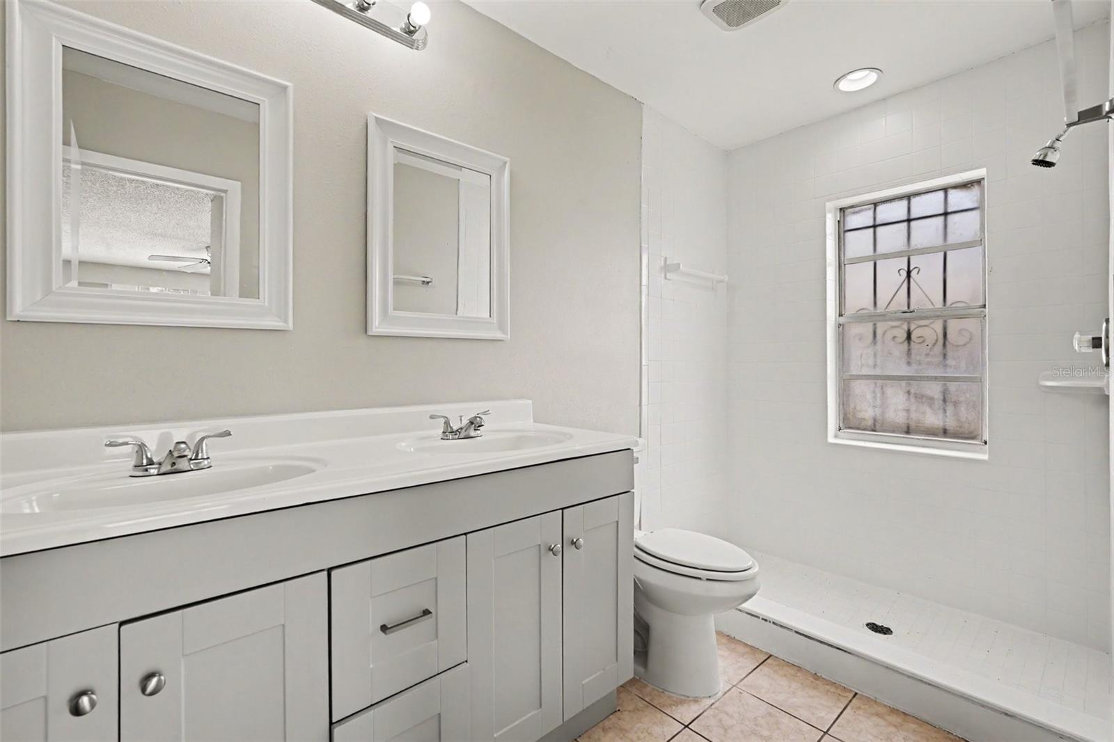 8304 NATCHEZ ST — photo 13