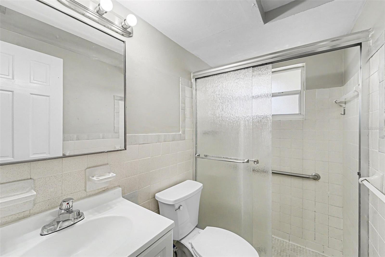7006 MAPLEHURST DR — photo 16
