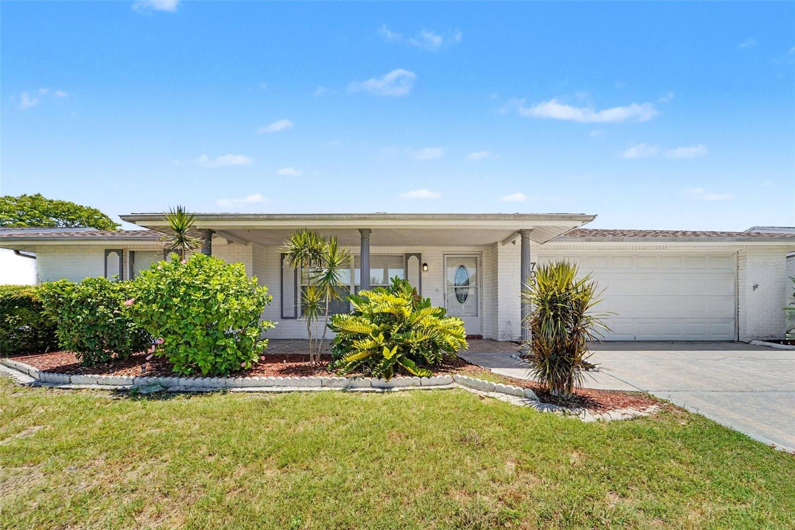 7006 MAPLEHURST DR — photo 2
