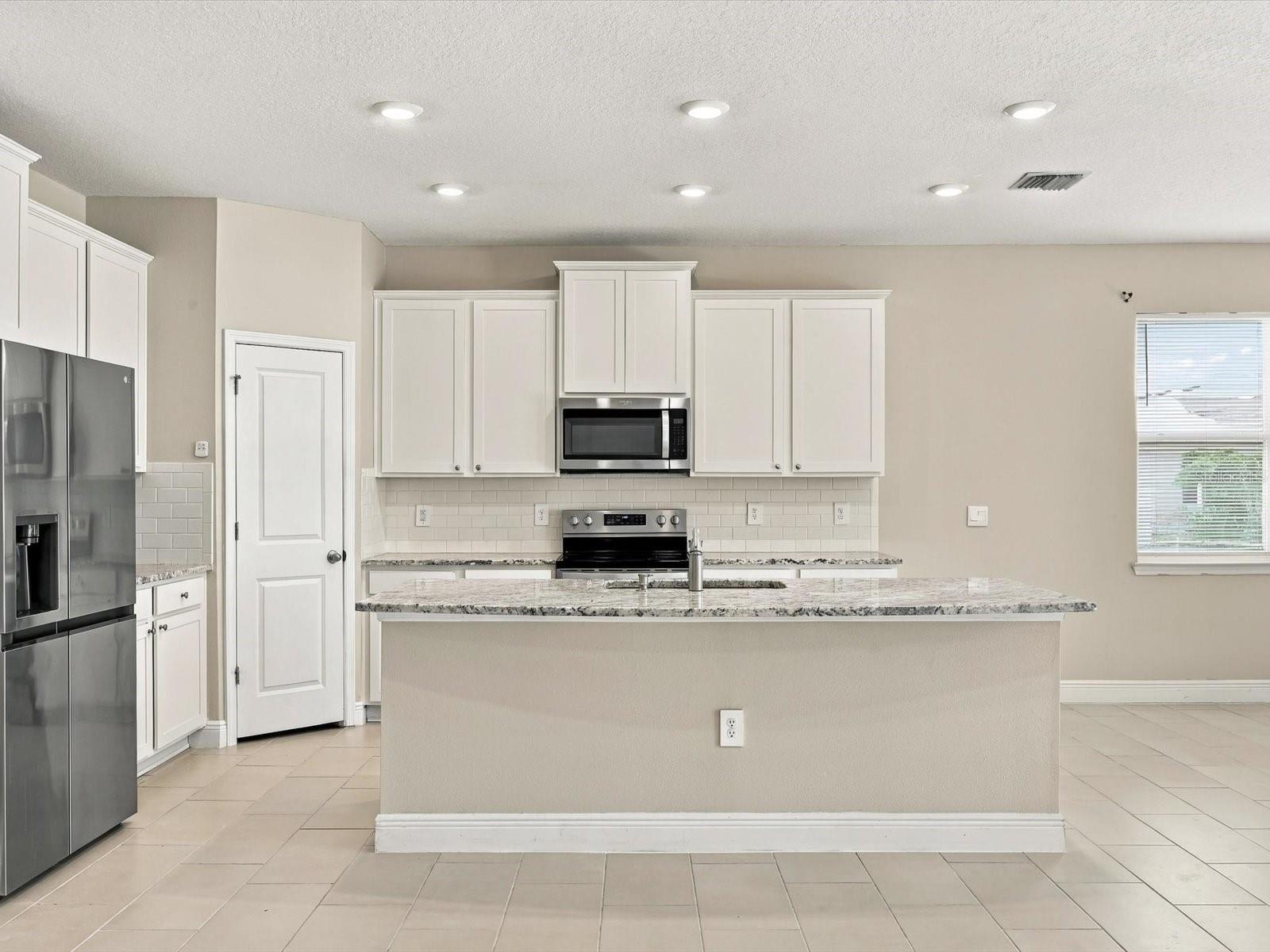 17758 CANTARINA CV — photo 14