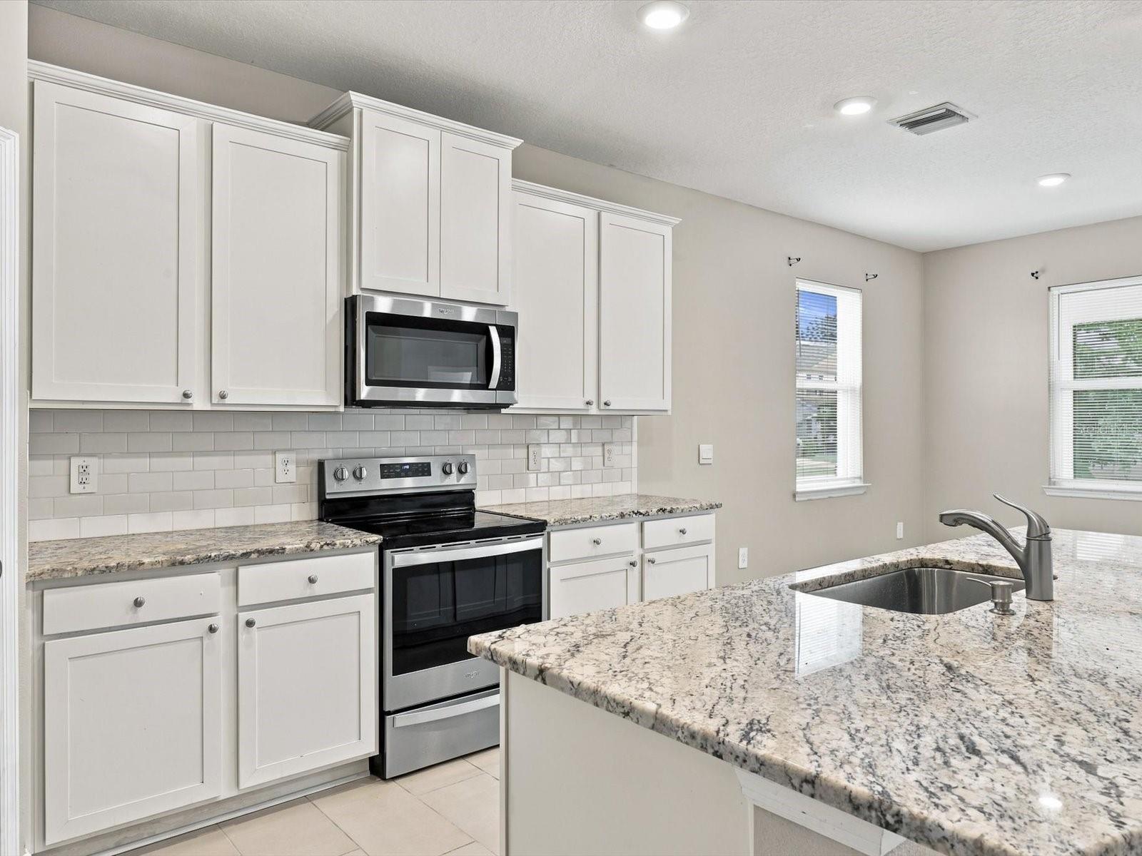 17758 CANTARINA CV — photo 17
