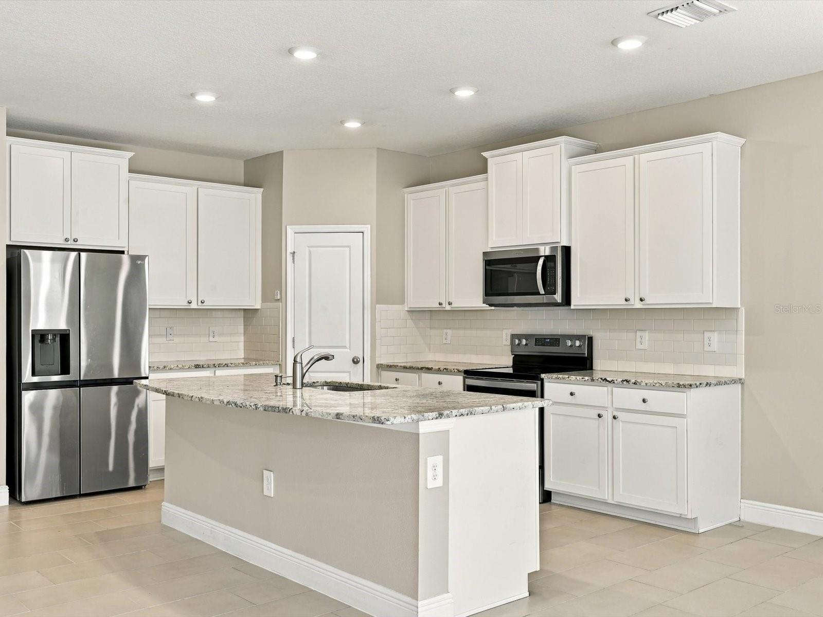 17758 CANTARINA CV — photo 13