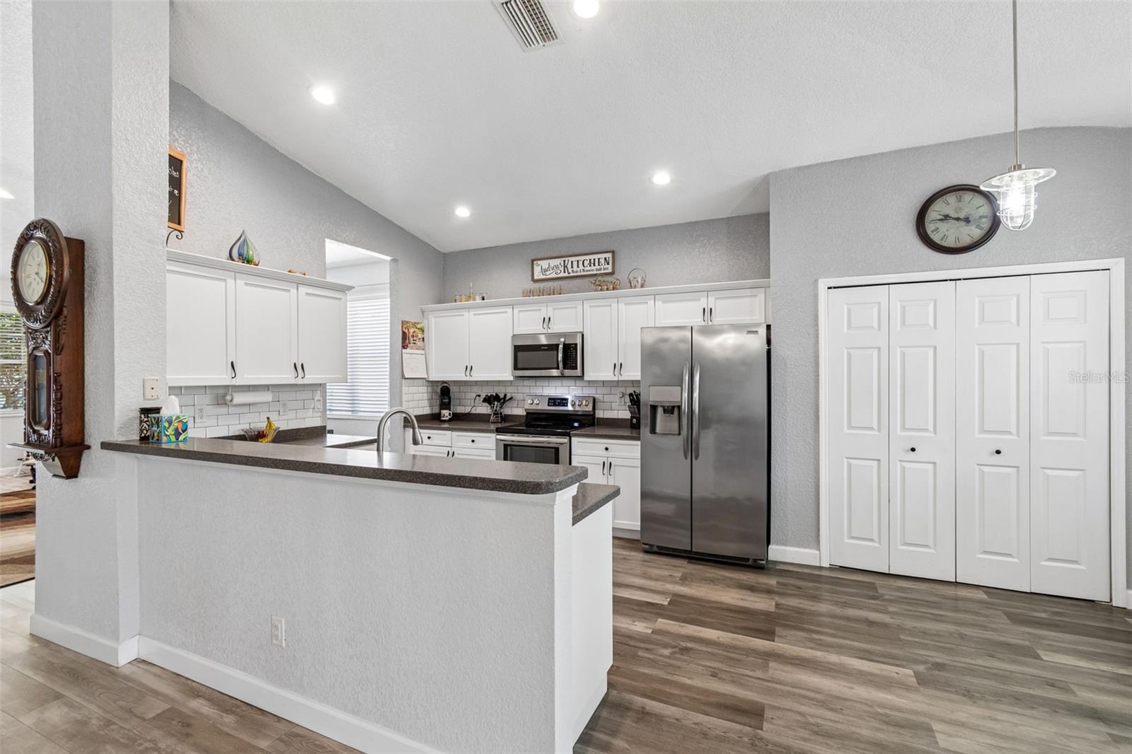 11318 BRIDGE PINE DR — photo 8