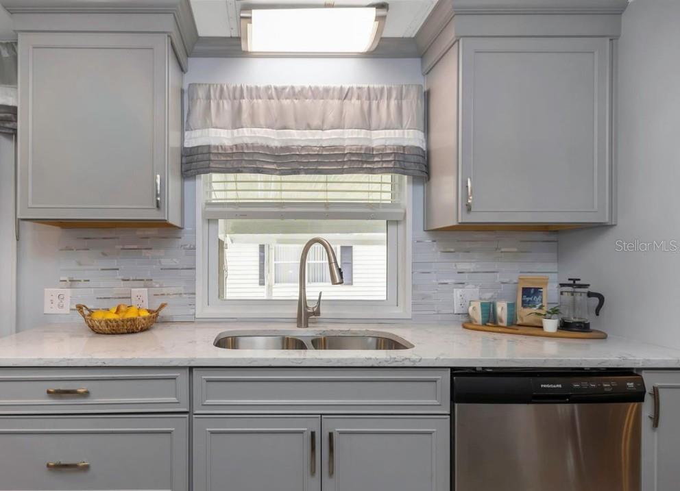 198 PHILADELPHIA BLVD #11 — photo 3