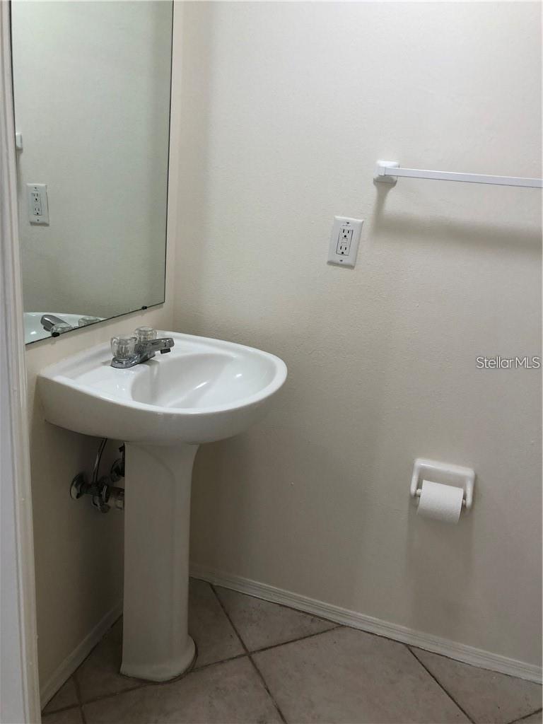 1735 FLUORSHIRE DR — photo 5