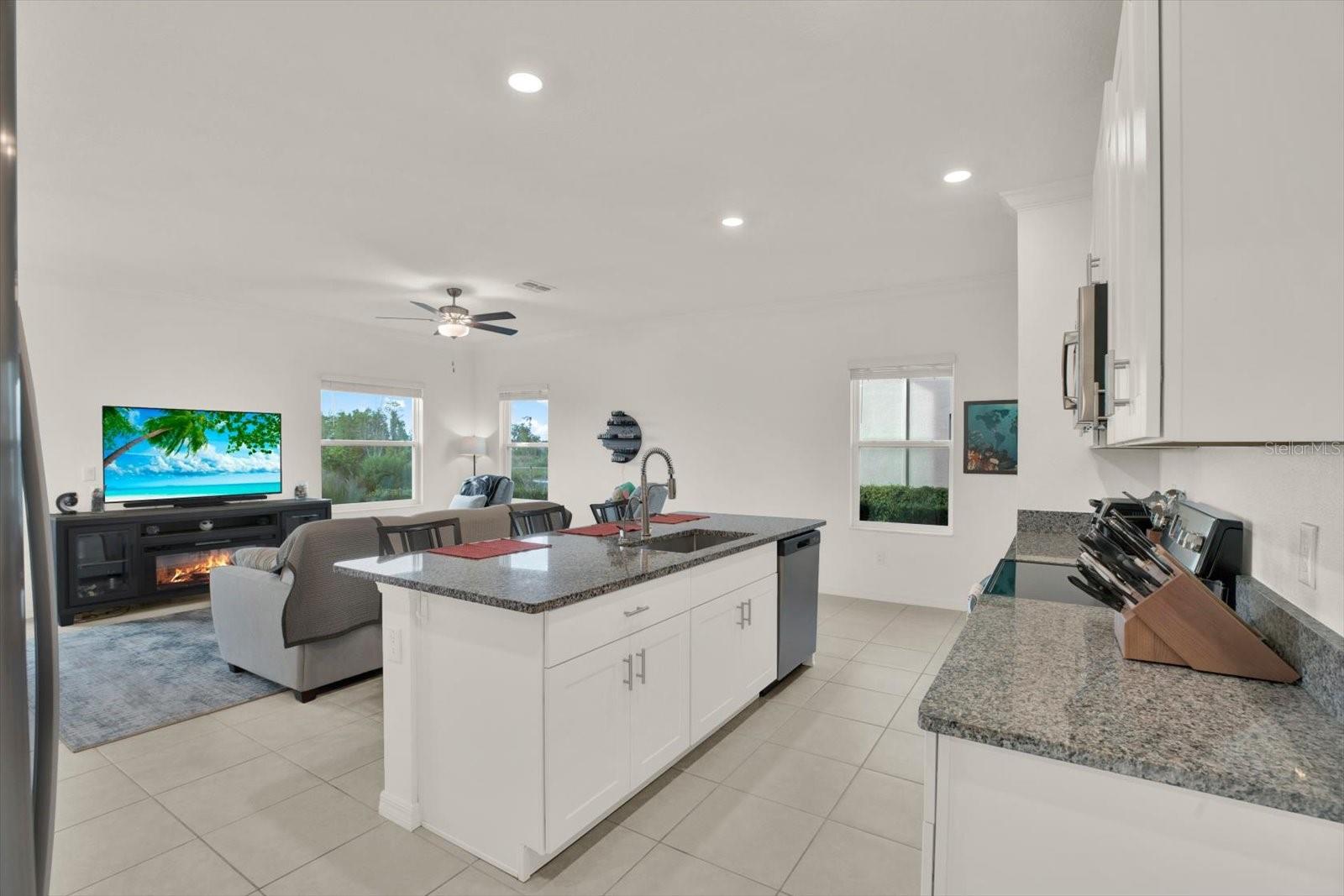 8852 GALLANTREE PL — photo 10