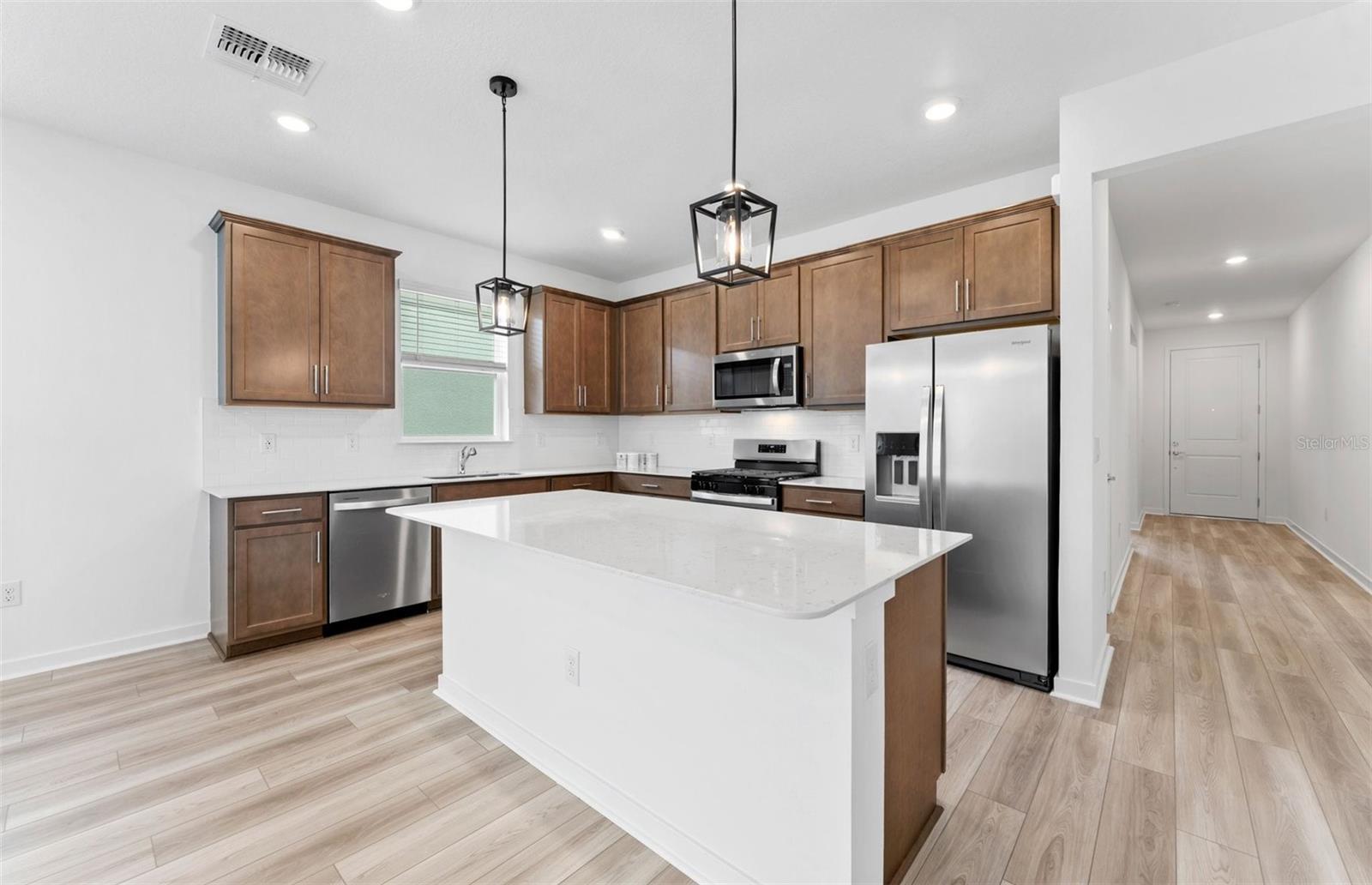 9883 HICKORY PINES AVE — photo 3