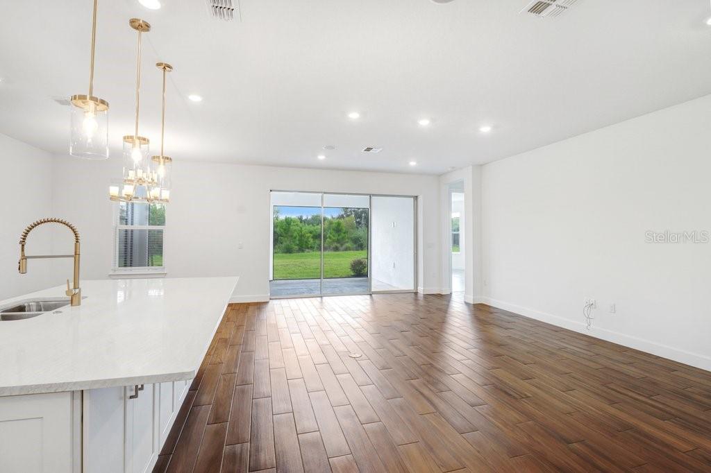 4911 CASERTA CT — photo 32