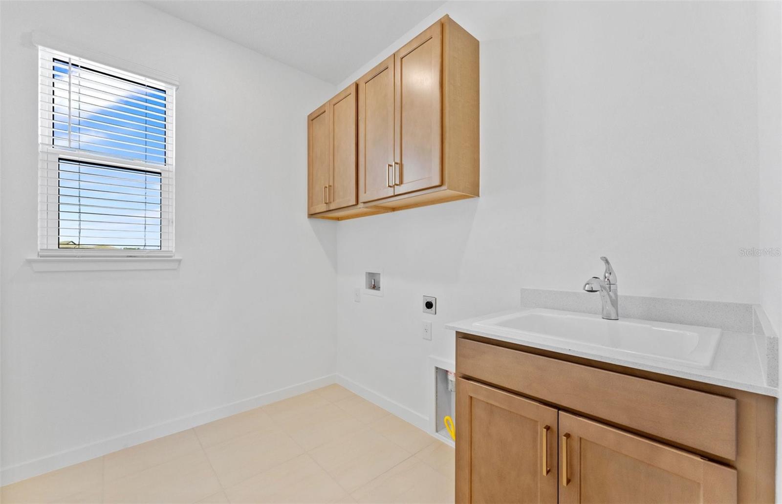 13816 SUNLIGHT MEADOW DR — photo 16