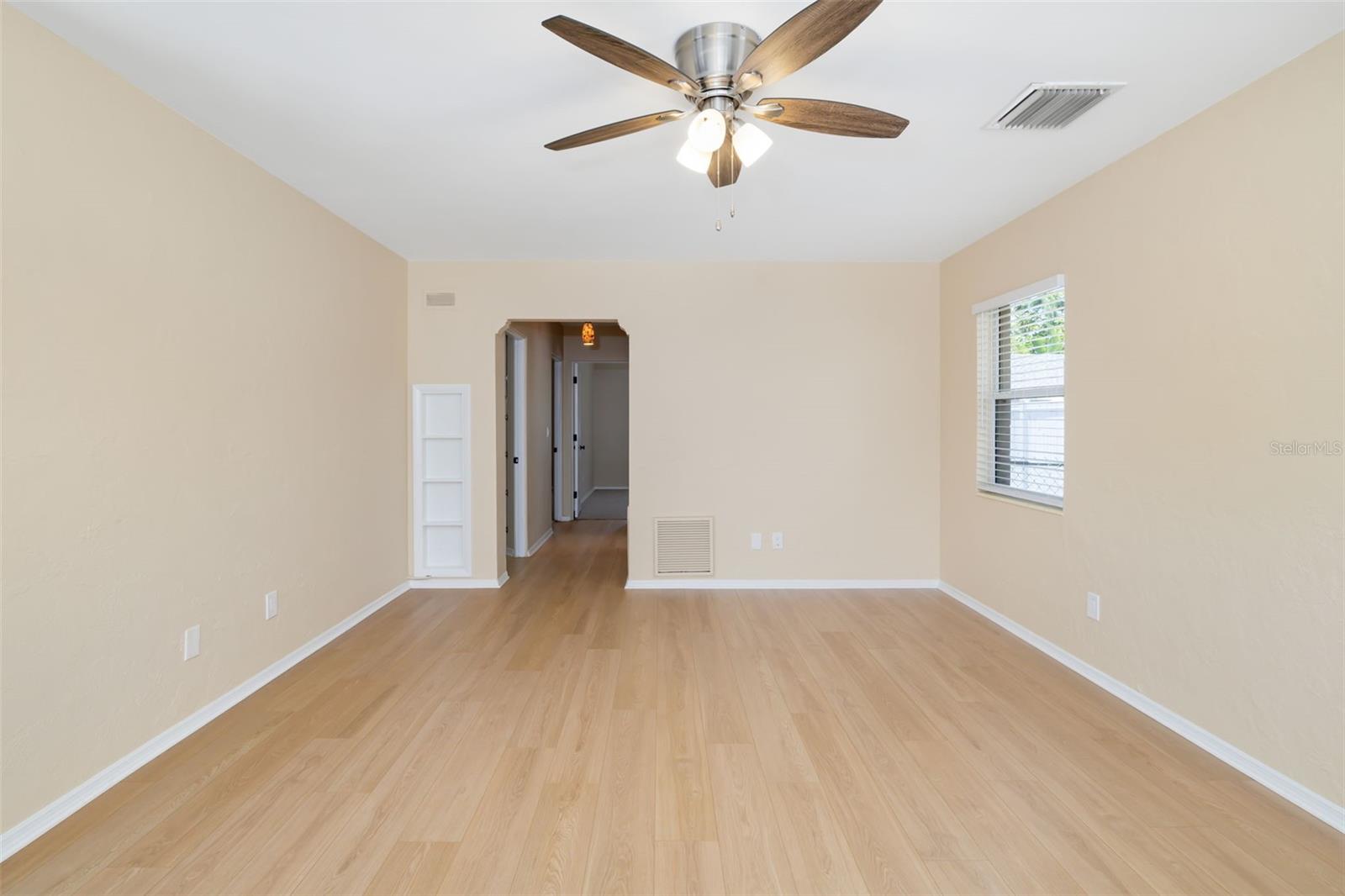 808 26TH ST W — photo 10