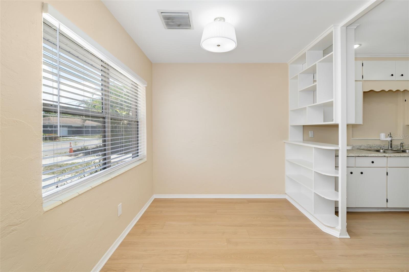 808 26TH ST W — photo 13