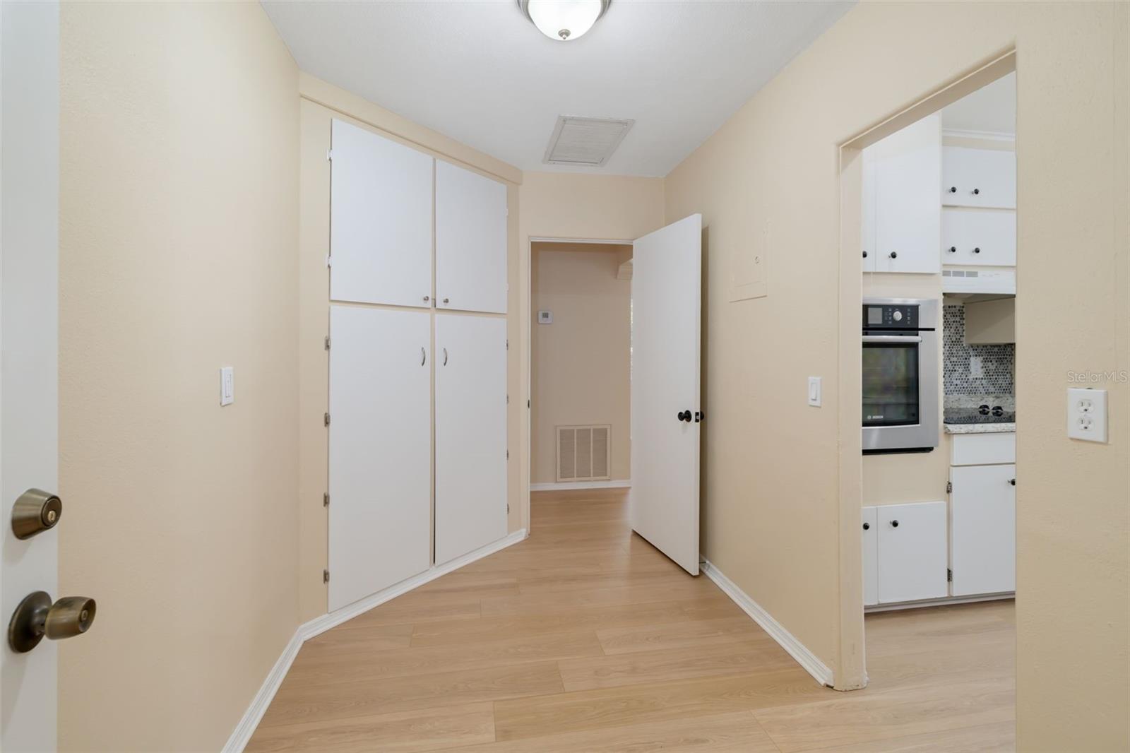 808 26TH ST W — photo 21