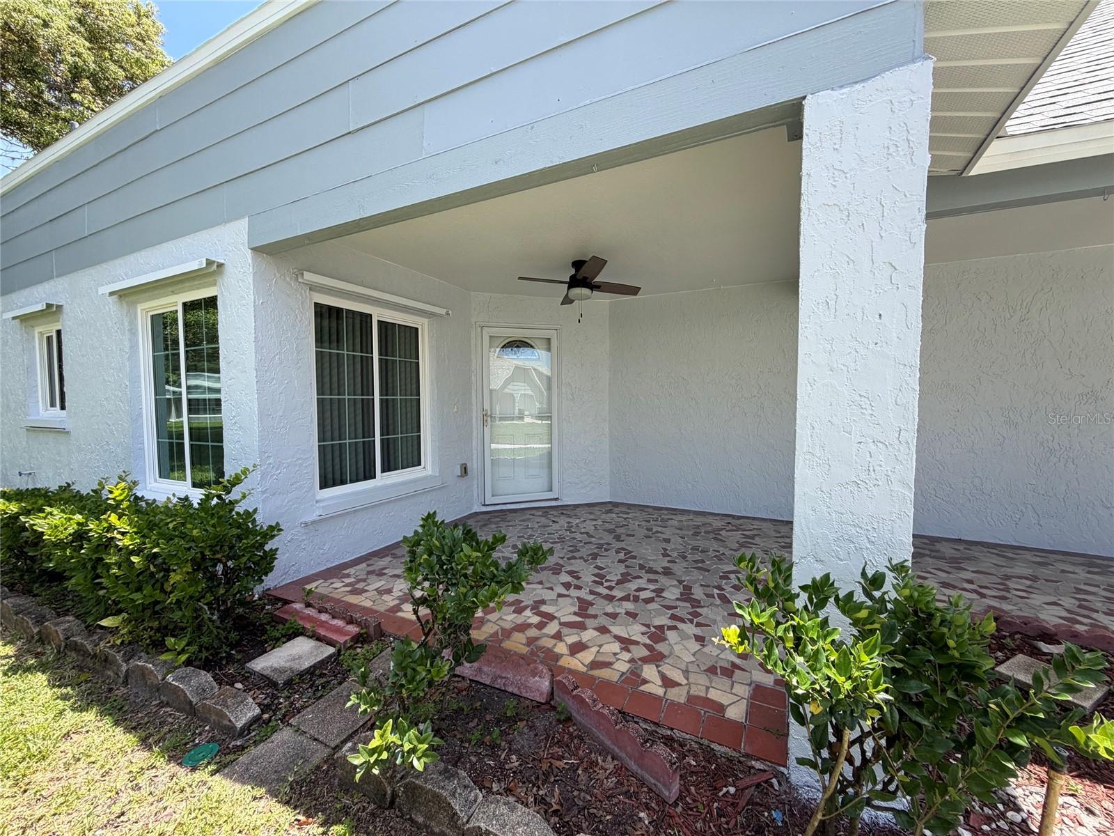4876 BOONESBORO CT — photo 2