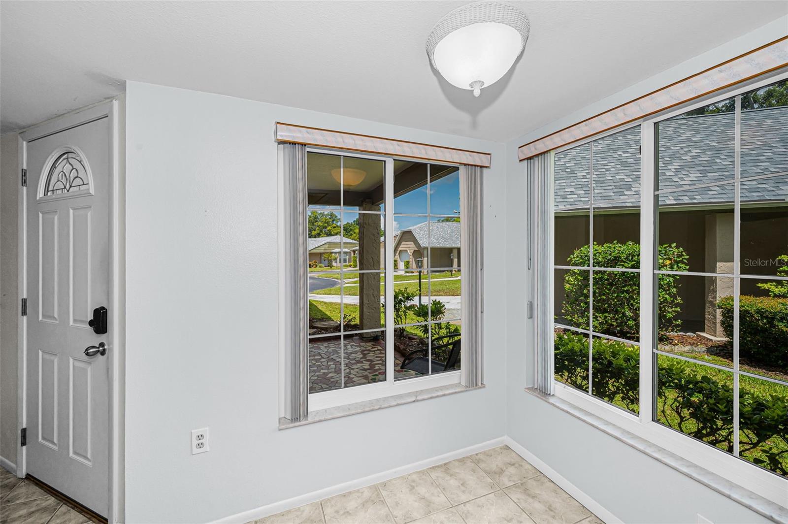 4876 BOONESBORO CT — photo 14