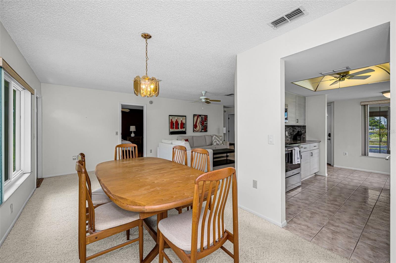 4876 BOONESBORO CT — photo 9