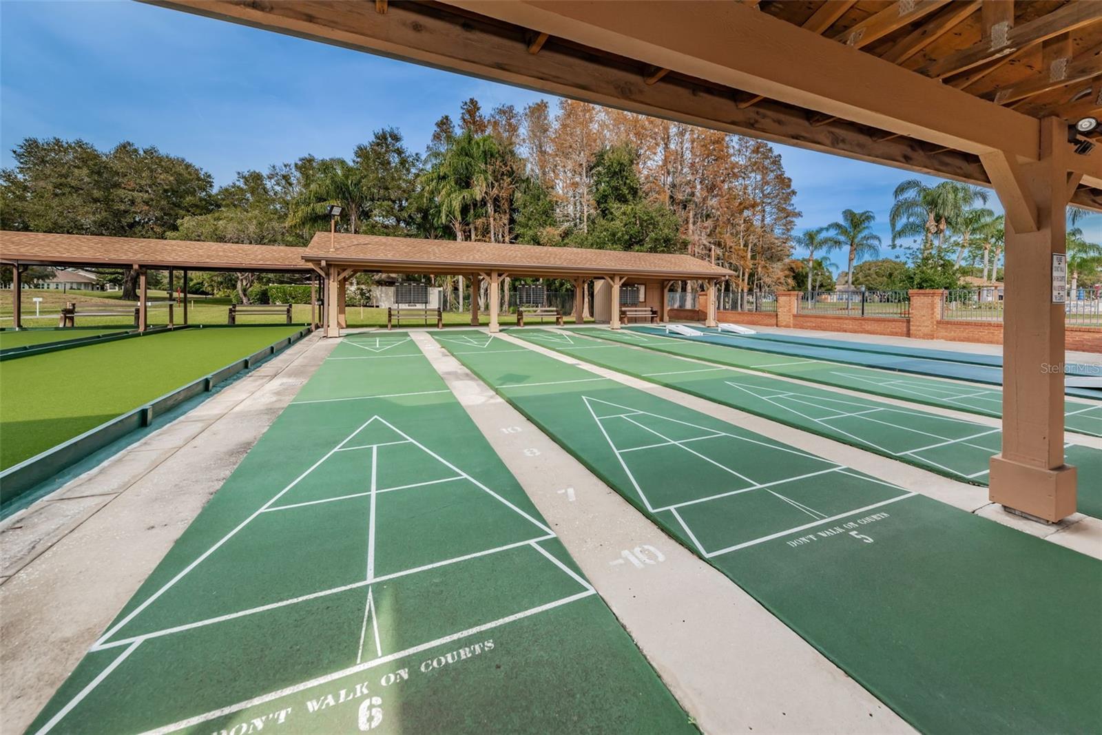4876 BOONESBORO CT — photo 42