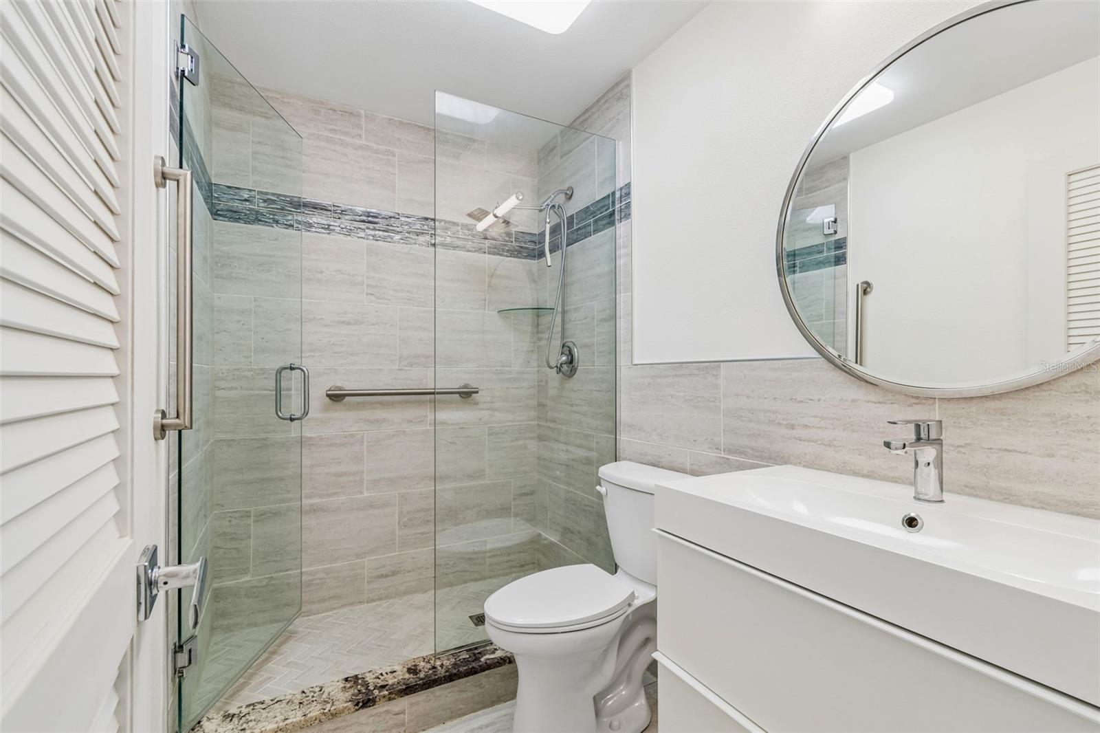8220 112TH ST #106 — photo 17